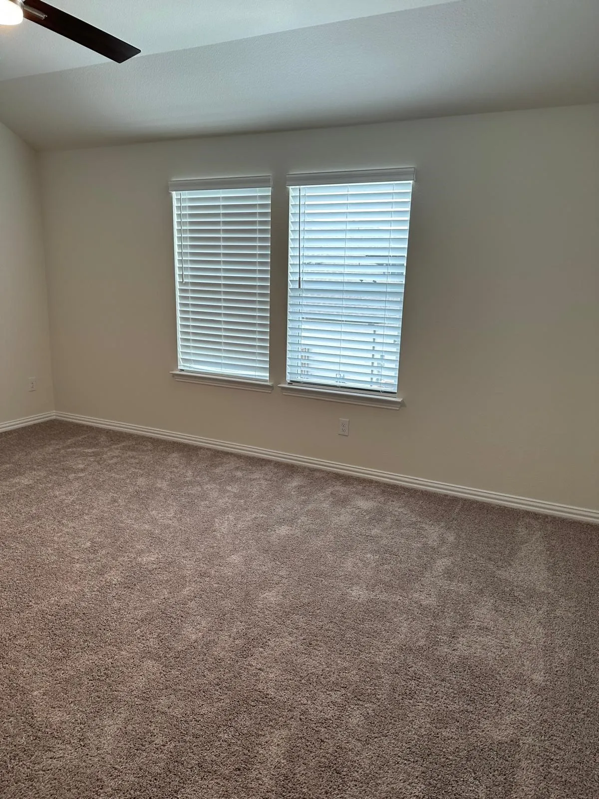 Townhouse For Rent in Collin County , 13139 Teton Street, Frisco, Texas 75035, 3 Bedroom, 3 Bathroom, 2 Garage spaces, 2,035 Sqft, built in 2022, mls#21364583, Real Estate Agent in Frisco, Homes For Rent in Collin county, Homes For Rent in Frisco, Realtor in Frisco Texas, Real Estate Brokerage Independent Realty Texas, Luminita Cordes Realtor