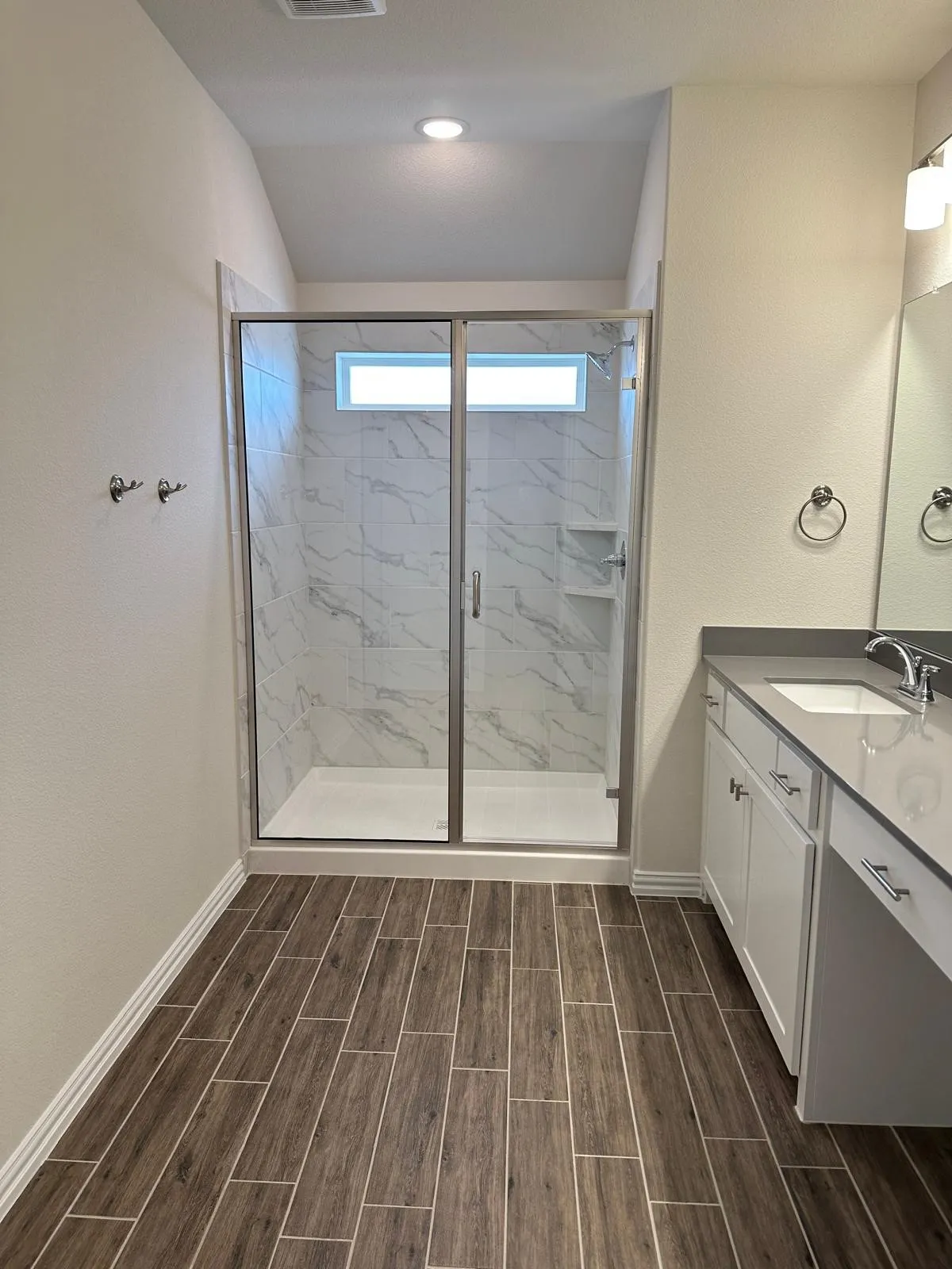 Townhouse For Rent in Collin County , 13139 Teton Street, Frisco, Texas 75035, 3 Bedroom, 3 Bathroom, 2 Garage spaces, 2,035 Sqft, built in 2022, mls#21364583, Real Estate Agent in Frisco, Homes For Rent in Collin county, Homes For Rent in Frisco, Realtor in Frisco Texas, Real Estate Brokerage Independent Realty Texas, Luminita Cordes Realtor