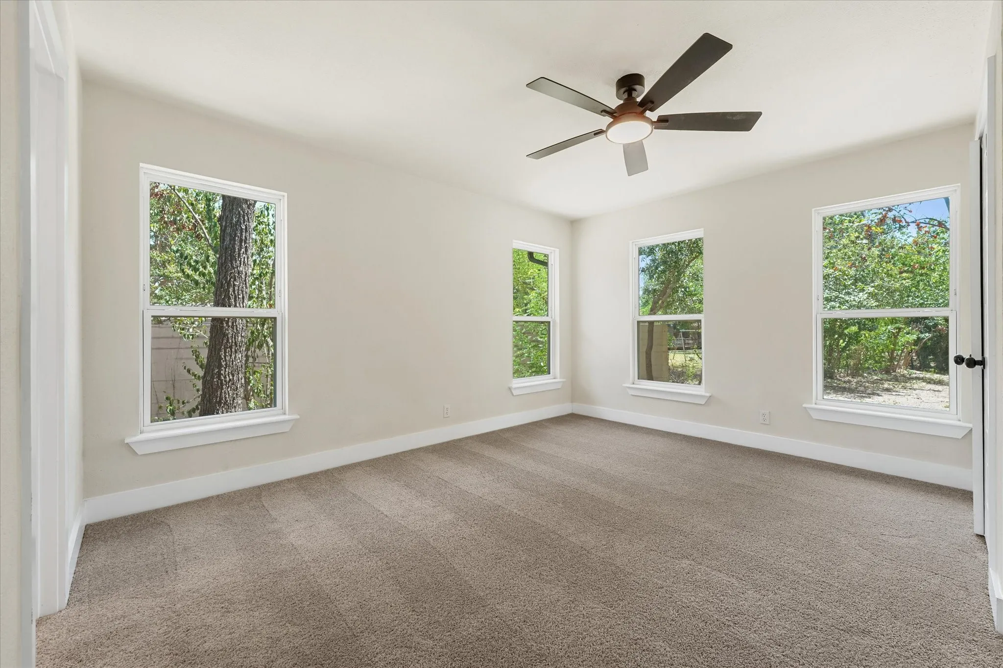Single Family Residence For Sale in Tarrant County , 7320 Briley Drive, North Richland Hills, Texas 76180, 4 Bedroom, 3 Bathroom, 2 Garage spaces, 2,710 Sqft, built in 1954, mls#21364495, Real Estate Agent in North Richland Hills, Homes For Sale in Tarrant county, Homes For Sale in North Richland Hills, Realtor in North Richland Hills Texas, Real Estate Brokerage Independent Realty Texas, Luminita Cordes Realtor