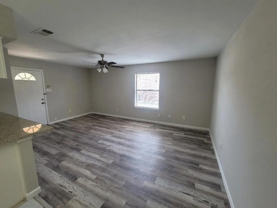 Duplex For Rent in Tarrant County , 7332 Nantucket Drive, Forest Hill, Texas 76140, 2 Bedroom, 2 Bathroom, Garage spaces, 1,026 Sqft, built in 1986, mls#21364592, Real Estate Agent in Forest Hill, Homes For Rent in Tarrant county, Homes For Rent in Forest Hill, Realtor in Forest Hill Texas, Real Estate Brokerage Independent Realty Texas, Luminita Cordes Realtor