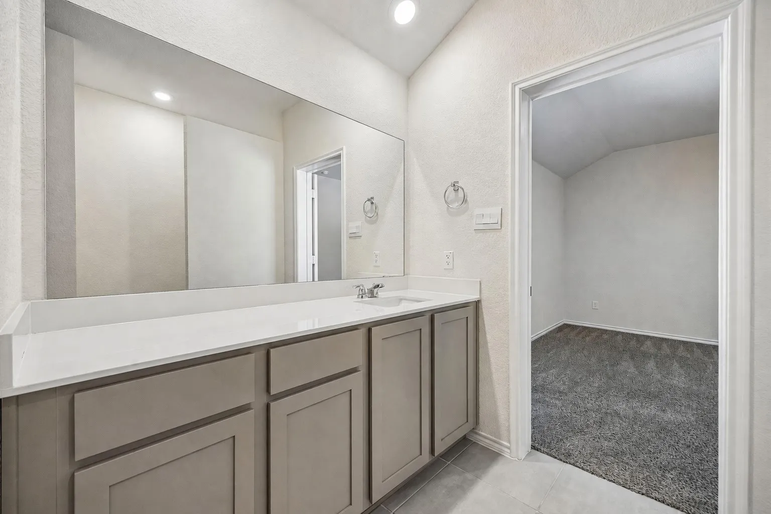 Single Family Residence For Sale in Kaufman County , 1140 Norias Drive, Forney, Texas 75126, 3 Bedroom, 2 Bathroom, 2 Garage spaces, 1,518 Sqft, built in 2022, mls#21363123, Real Estate Agent in Forney, Homes For Sale in Kaufman county, Homes For Sale in Forney, Realtor in Forney Texas, Real Estate Brokerage Independent Realty Texas, Luminita Cordes Realtor
