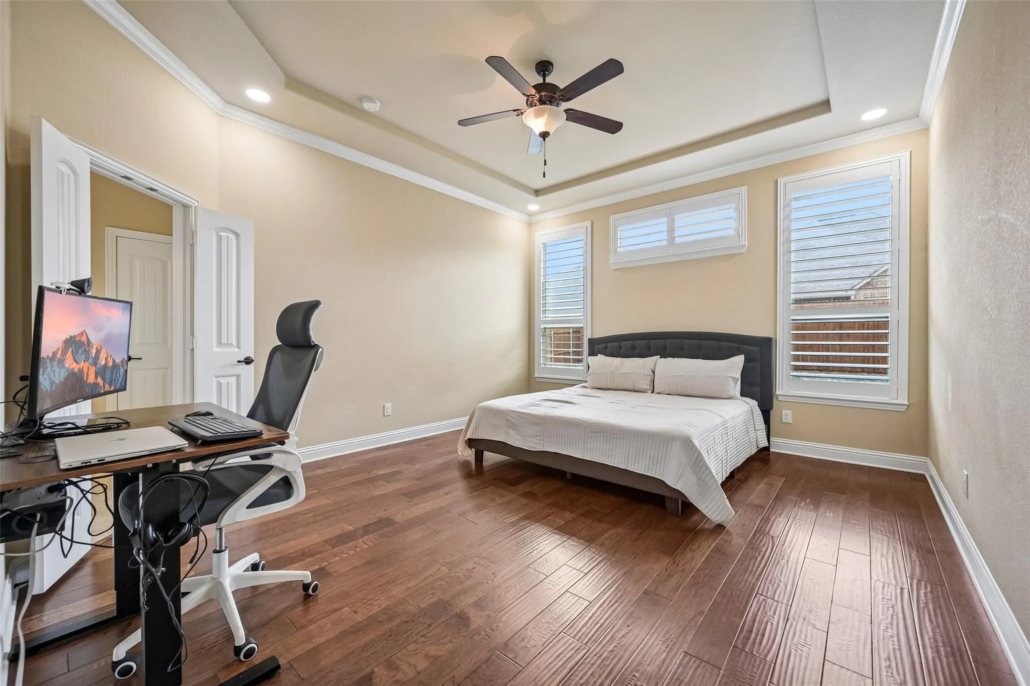 Single Family Residence For Sale in Collin County , 9655 Corinth Lane, Frisco, Texas 75035, 3 Bedroom, 2 Bathroom, 3 Garage spaces, 2,181 Sqft, built in 2015, mls#21364300, Real Estate Agent in Frisco, Homes For Sale in Collin county, Homes For Sale in Frisco, Realtor in Frisco Texas, Real Estate Brokerage Independent Realty Texas, Luminita Cordes Realtor