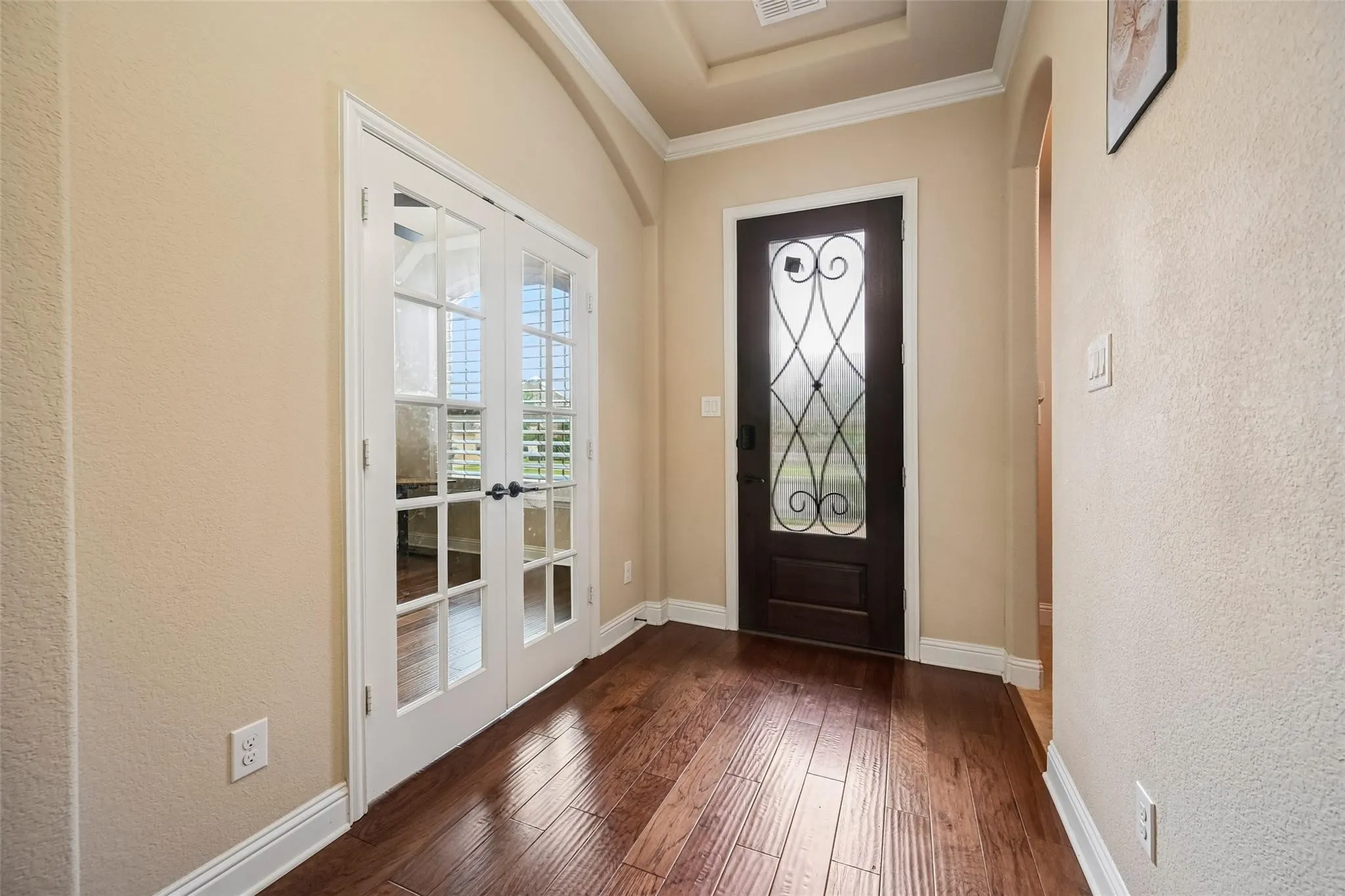 Single Family Residence For Sale in Collin County , 9655 Corinth Lane, Frisco, Texas 75035, 3 Bedroom, 2 Bathroom, 3 Garage spaces, 2,181 Sqft, built in 2015, mls#21364300, Real Estate Agent in Frisco, Homes For Sale in Collin county, Homes For Sale in Frisco, Realtor in Frisco Texas, Real Estate Brokerage Independent Realty Texas, Luminita Cordes Realtor