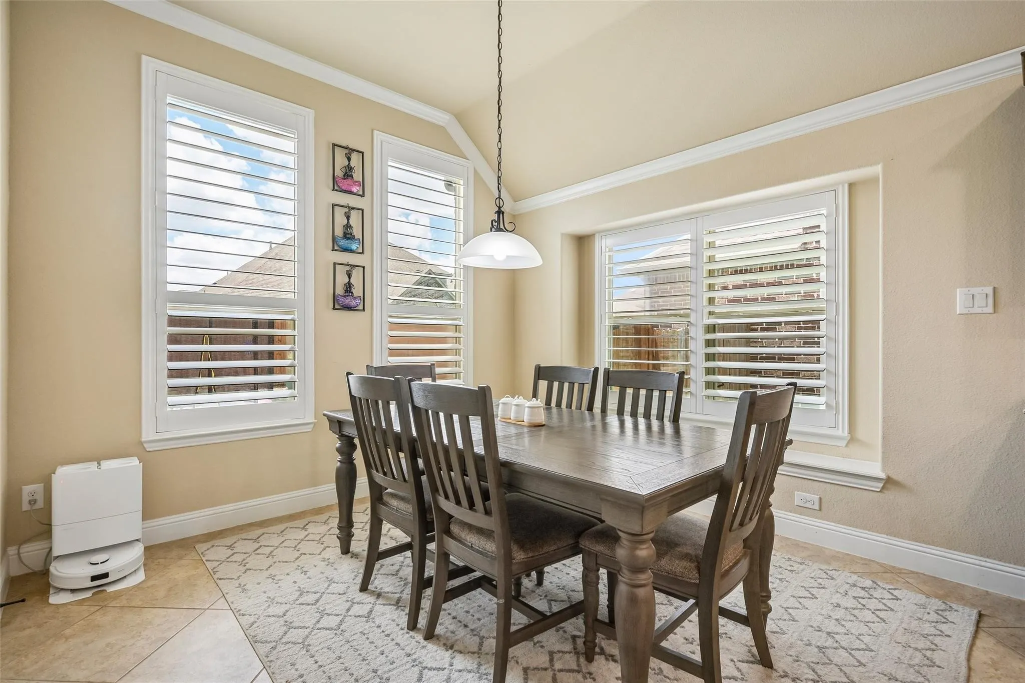 Single Family Residence For Sale in Collin County , 9655 Corinth Lane, Frisco, Texas 75035, 3 Bedroom, 2 Bathroom, 3 Garage spaces, 2,181 Sqft, built in 2015, mls#21364300, Real Estate Agent in Frisco, Homes For Sale in Collin county, Homes For Sale in Frisco, Realtor in Frisco Texas, Real Estate Brokerage Independent Realty Texas, Luminita Cordes Realtor