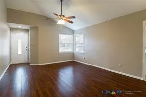 Duplex For Rent in Denton County , 565 Hunters Glen Street, Lewisville, Texas 75067, 2 Bedroom, 2 Bathroom, Garage spaces, 1,112 Sqft, built in 1983, Price $1,850, mls#21364611, Real Estate Agent in Lewisville, Homes For Rent in Denton county, Homes For Rent in Lewisville, Realtor in Lewisville Texas, Real Estate Brokerage Independent Realty Texas, Luminita Cordes Realtor