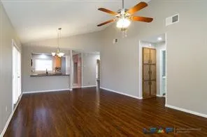 Duplex For Rent in Denton County , 565 Hunters Glen Street, Lewisville, Texas 75067, 2 Bedroom, 2 Bathroom, Garage spaces, 1,112 Sqft, built in 1983, Price $1,850, mls#21364611, Real Estate Agent in Lewisville, Homes For Rent in Denton county, Homes For Rent in Lewisville, Realtor in Lewisville Texas, Real Estate Brokerage Independent Realty Texas, Luminita Cordes Realtor