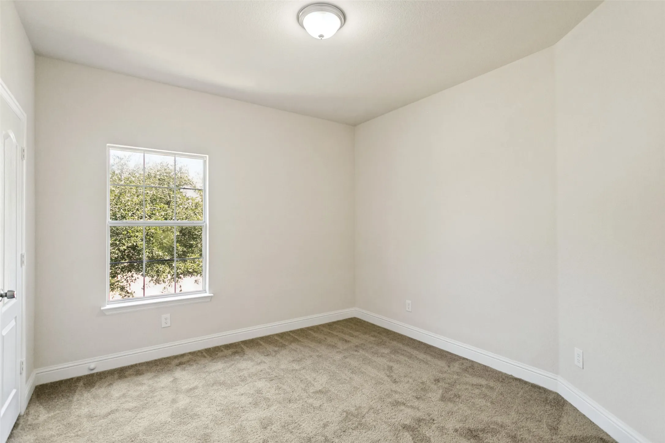 Single Family Residence For Sale in Collin County , 1611 Branch Creek Drive, Allen, Texas 75002, 3 Bedroom, 3 Bathroom, 2 Garage spaces, 2,740 Sqft, built in 2003, mls#21364585, Real Estate Agent in Allen, Homes For Sale in Collin county, Homes For Sale in Allen, Realtor in Allen Texas, Real Estate Brokerage Independent Realty Texas, Luminita Cordes Realtor