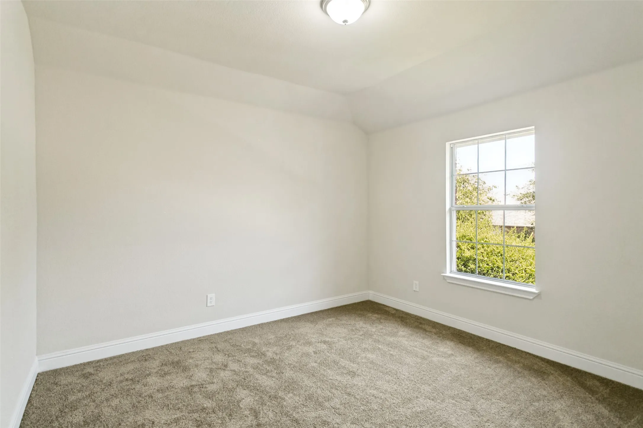 Single Family Residence For Sale in Collin County , 1611 Branch Creek Drive, Allen, Texas 75002, 3 Bedroom, 3 Bathroom, 2 Garage spaces, 2,740 Sqft, built in 2003, mls#21364585, Real Estate Agent in Allen, Homes For Sale in Collin county, Homes For Sale in Allen, Realtor in Allen Texas, Real Estate Brokerage Independent Realty Texas, Luminita Cordes Realtor