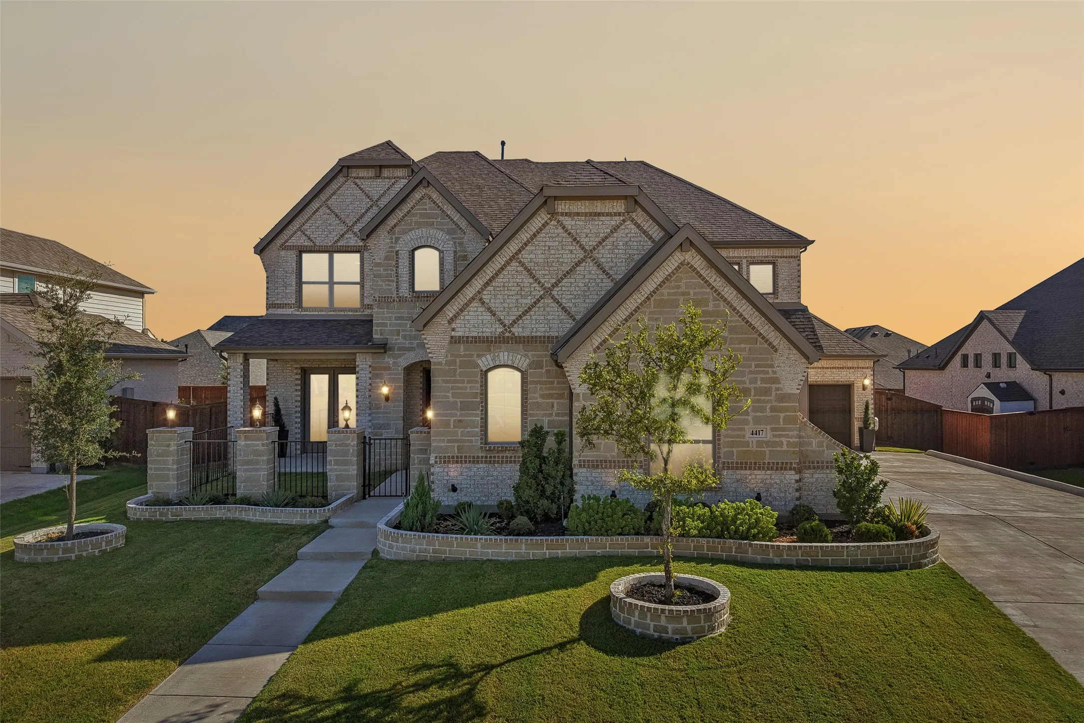 Single Family Residence For Sale in Ellis County , 4417 Groundwater Way, Midlothian, Texas 76065, 4 Bedroom, 4 Bathroom, 3 Garage spaces, 4,009 Sqft, built in 2024, mls#21364590, Real Estate Agent in Midlothian, Homes For Sale in Ellis county, Homes For Sale in Midlothian, Realtor in Midlothian Texas, Real Estate Brokerage Independent Realty Texas, Luminita Cordes Realtor