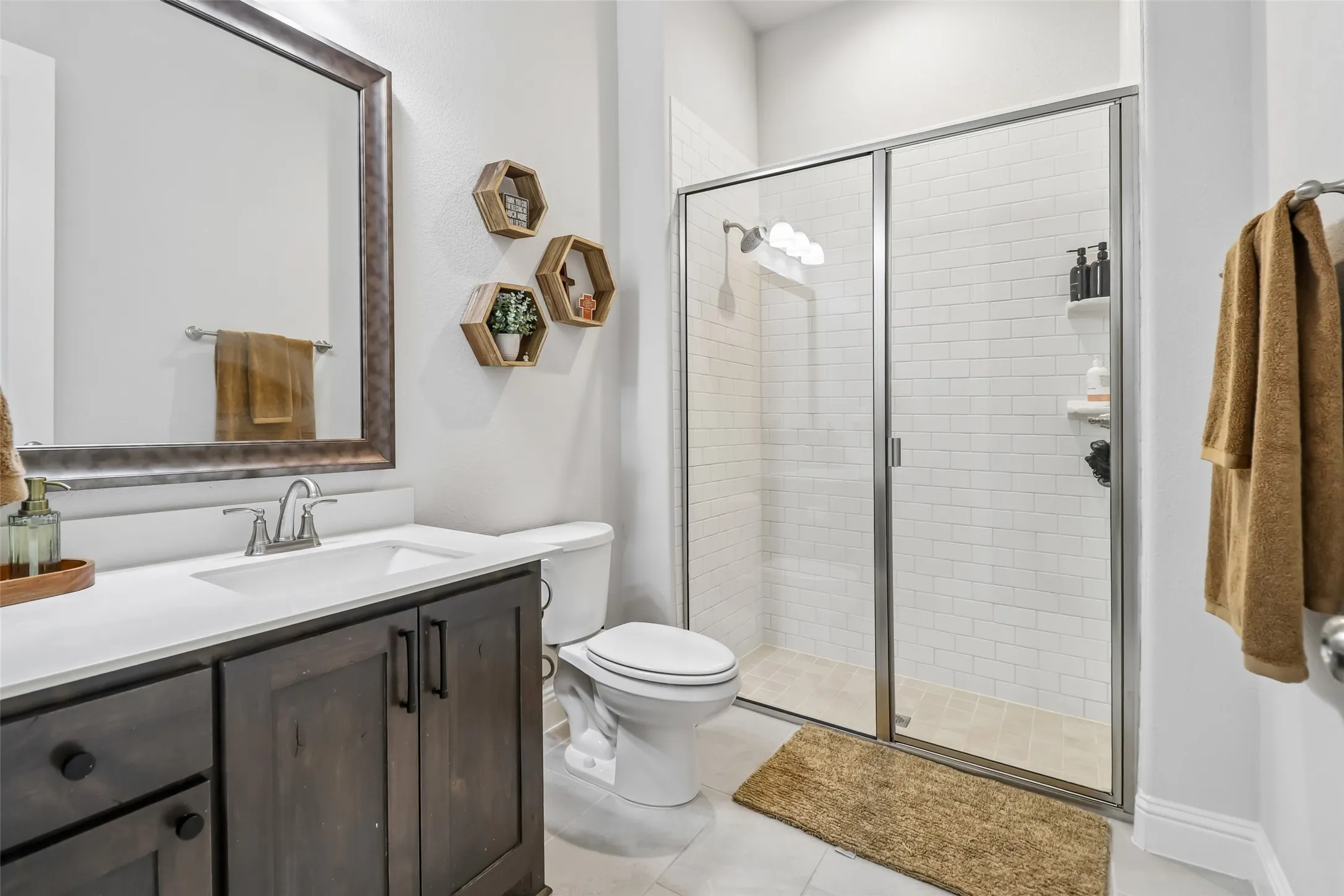 Single Family Residence For Sale in Ellis County , 4417 Groundwater Way, Midlothian, Texas 76065, 4 Bedroom, 4 Bathroom, 3 Garage spaces, 4,009 Sqft, built in 2024, mls#21364590, Real Estate Agent in Midlothian, Homes For Sale in Ellis county, Homes For Sale in Midlothian, Realtor in Midlothian Texas, Real Estate Brokerage Independent Realty Texas, Luminita Cordes Realtor