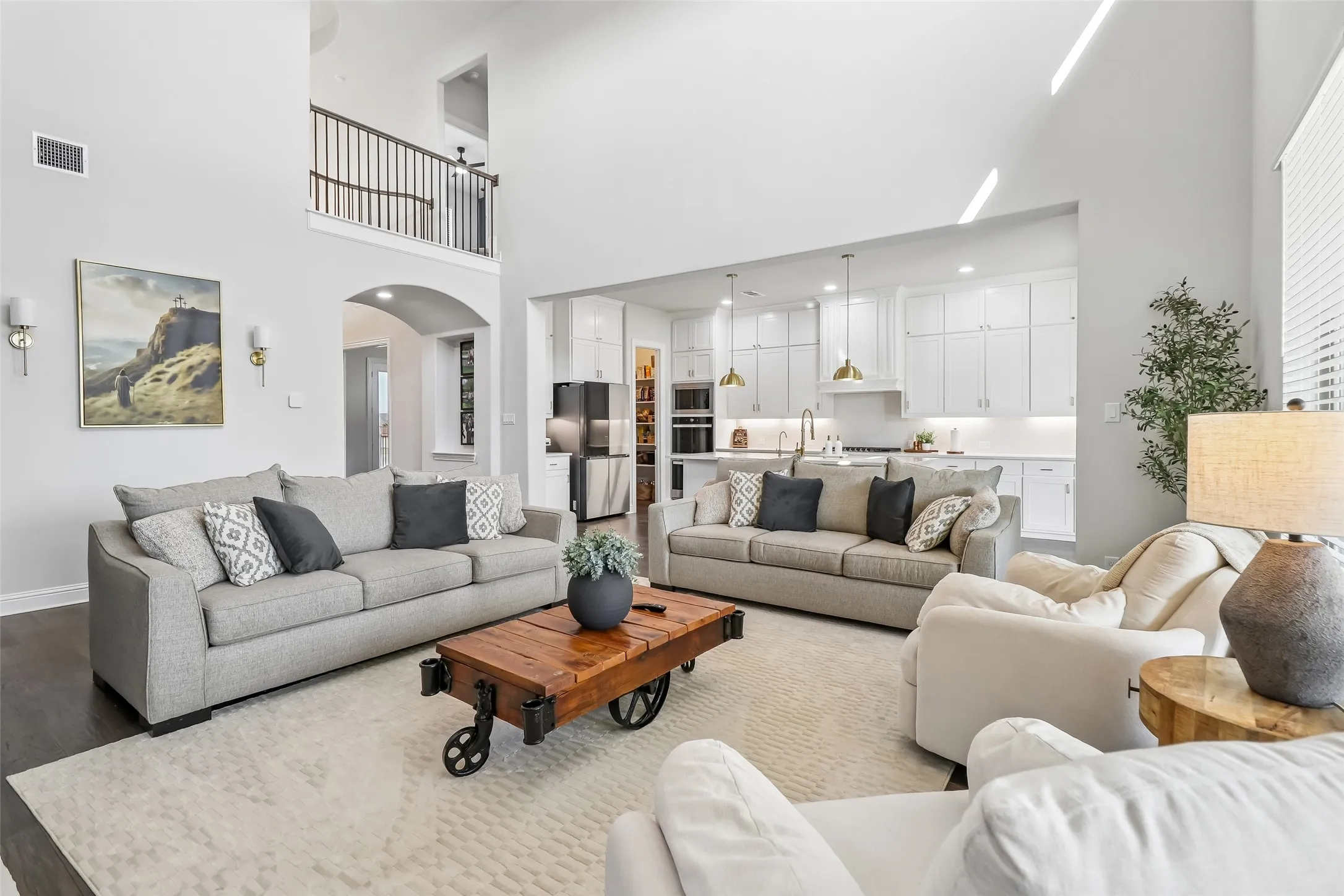 Single Family Residence For Sale in Ellis County , 4417 Groundwater Way, Midlothian, Texas 76065, 4 Bedroom, 4 Bathroom, 3 Garage spaces, 4,009 Sqft, built in 2024, mls#21364590, Real Estate Agent in Midlothian, Homes For Sale in Ellis county, Homes For Sale in Midlothian, Realtor in Midlothian Texas, Real Estate Brokerage Independent Realty Texas, Luminita Cordes Realtor