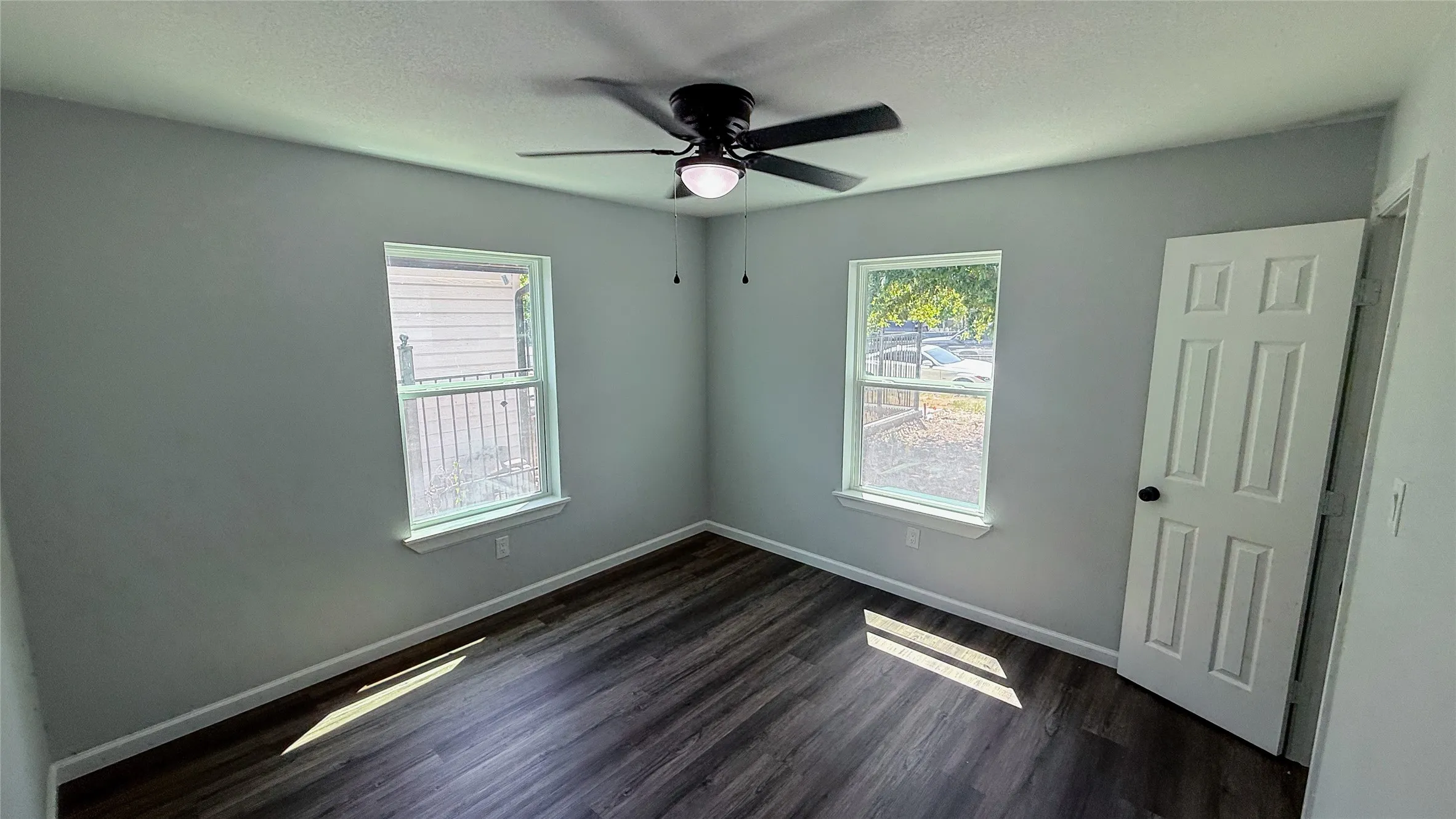Single Family Residence For Sale in Tarrant County , 3464 Weber Street, Fort Worth, Texas 76106, 4 Bedroom, 2 Bathroom, 2 Garage spaces, 1,555 Sqft, built in 1959, mls#21363674, Real Estate Agent in Fort Worth, Homes For Sale in Tarrant county, Homes For Sale in Fort Worth, Realtor in Fort Worth Texas, Real Estate Brokerage Independent Realty Texas, Luminita Cordes Realtor