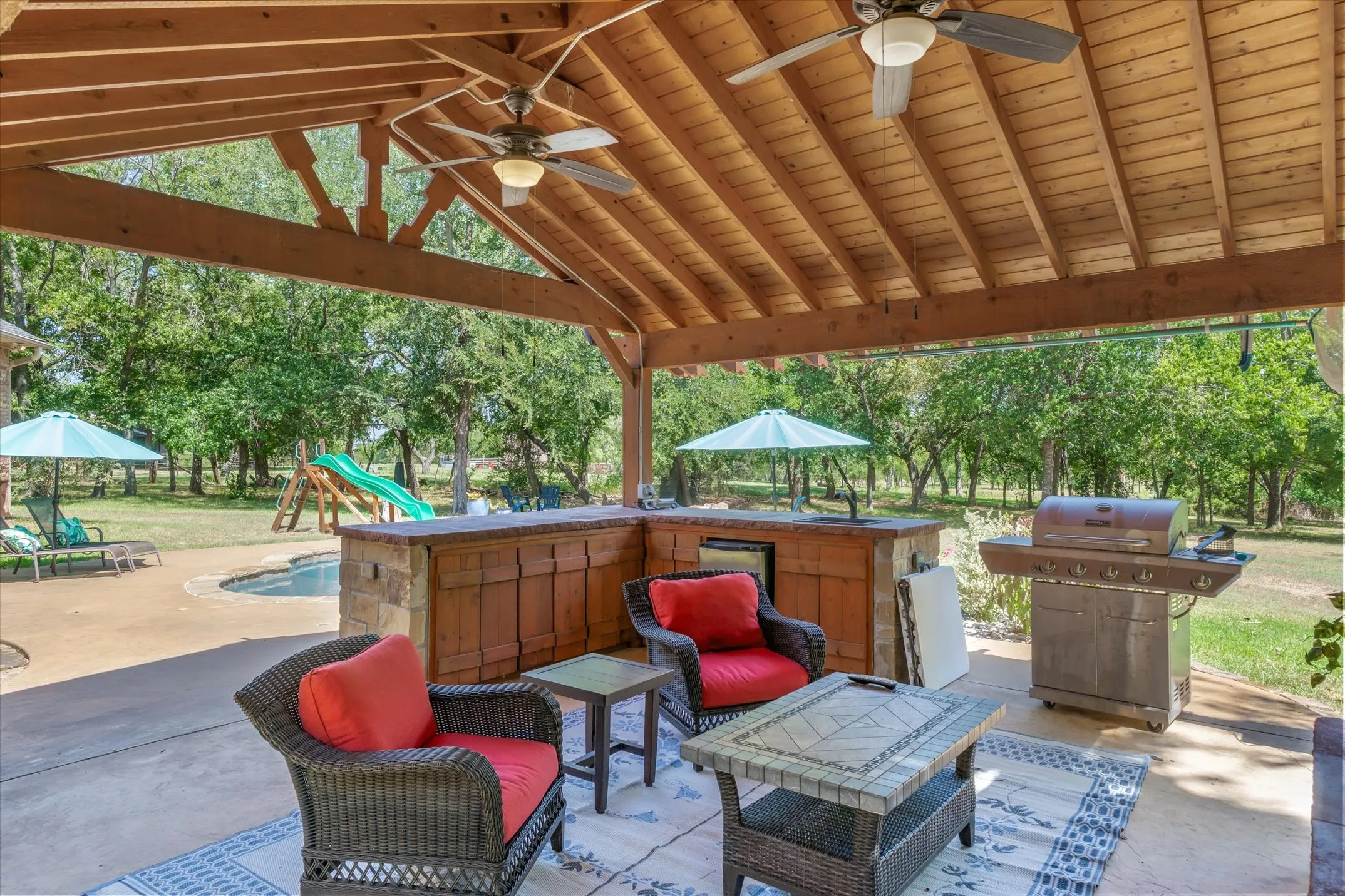 Single Family Residence For Sale in Van Zandt County , 1312 Vz County Road 2624, Wills Point, Texas 75169, 3 Bedroom, 4 Bathroom, 3 Garage spaces, 2,574 Sqft, built in 2000, mls#21364617, Real Estate Agent in Wills Point, Homes For Sale in Van Zandt county, Homes For Sale in Wills Point, Realtor in Wills Point Texas, Real Estate Brokerage Independent Realty Texas, Luminita Cordes Realtor