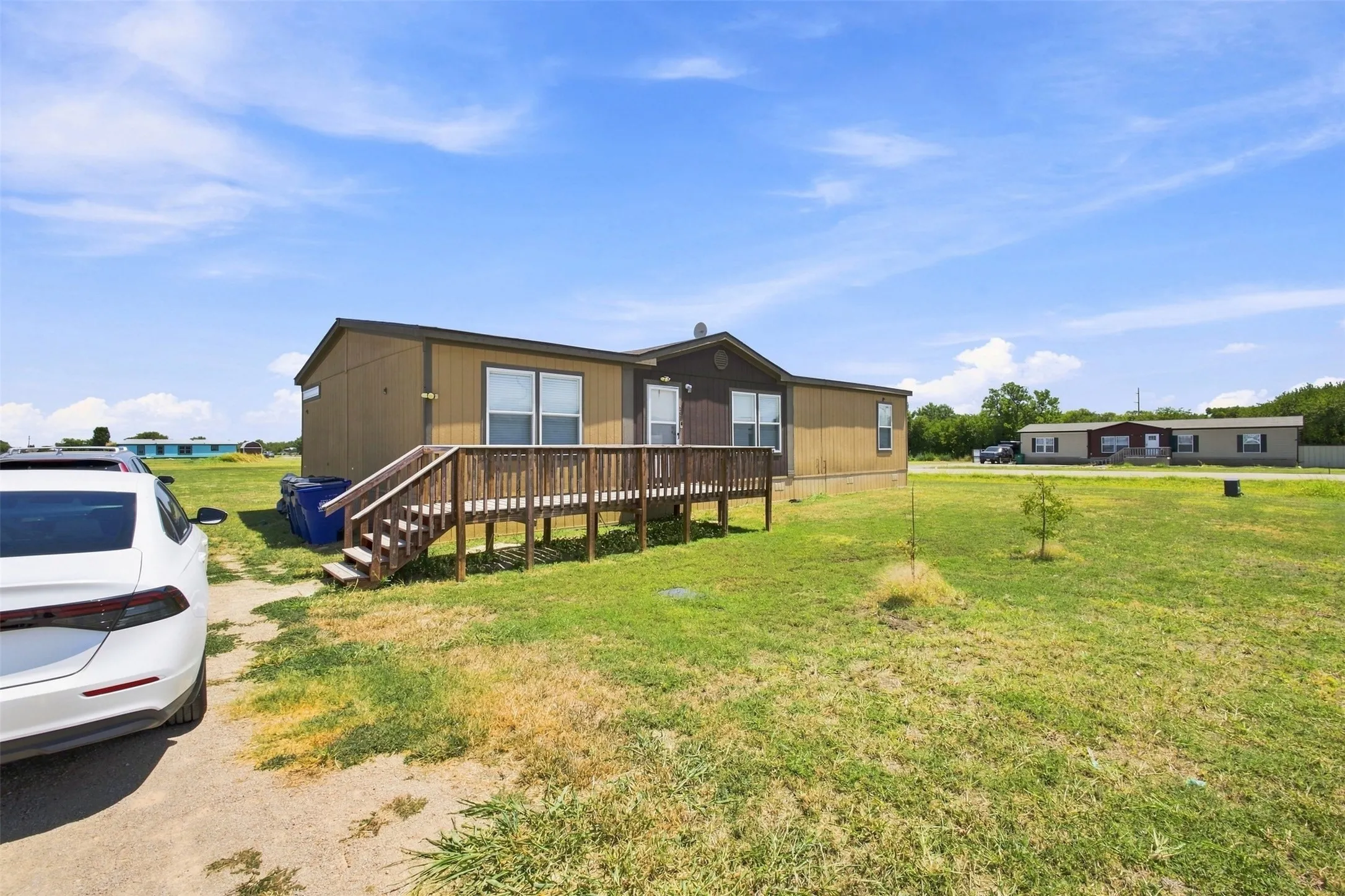 Mobile Home For Sale in Denton County , 120 Granite Drive, Ponder, Texas 76259, 3 Bedroom, 2 Bathroom, Garage spaces, 1,792 Sqft, built in 2021, mls#21364638, Real Estate Agent in Ponder, Homes For Sale in Denton county, Homes For Sale in Ponder, Realtor in Ponder Texas, Real Estate Brokerage Independent Realty Texas, Luminita Cordes Realtor