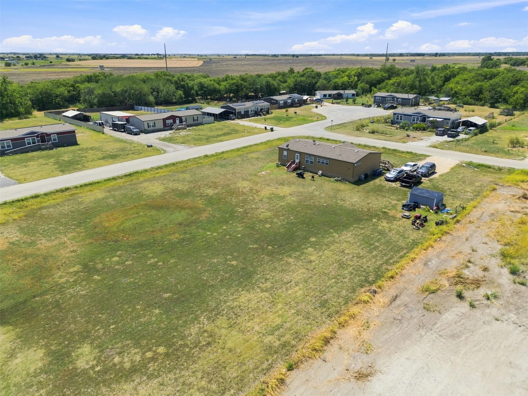 Mobile Home For Sale in Denton County , 120 Granite Drive, Ponder, Texas 76259, 3 Bedroom, 2 Bathroom, Garage spaces, 1,792 Sqft, built in 2021, mls#21364638, Real Estate Agent in Ponder, Homes For Sale in Denton county, Homes For Sale in Ponder, Realtor in Ponder Texas, Real Estate Brokerage Independent Realty Texas, Luminita Cordes Realtor