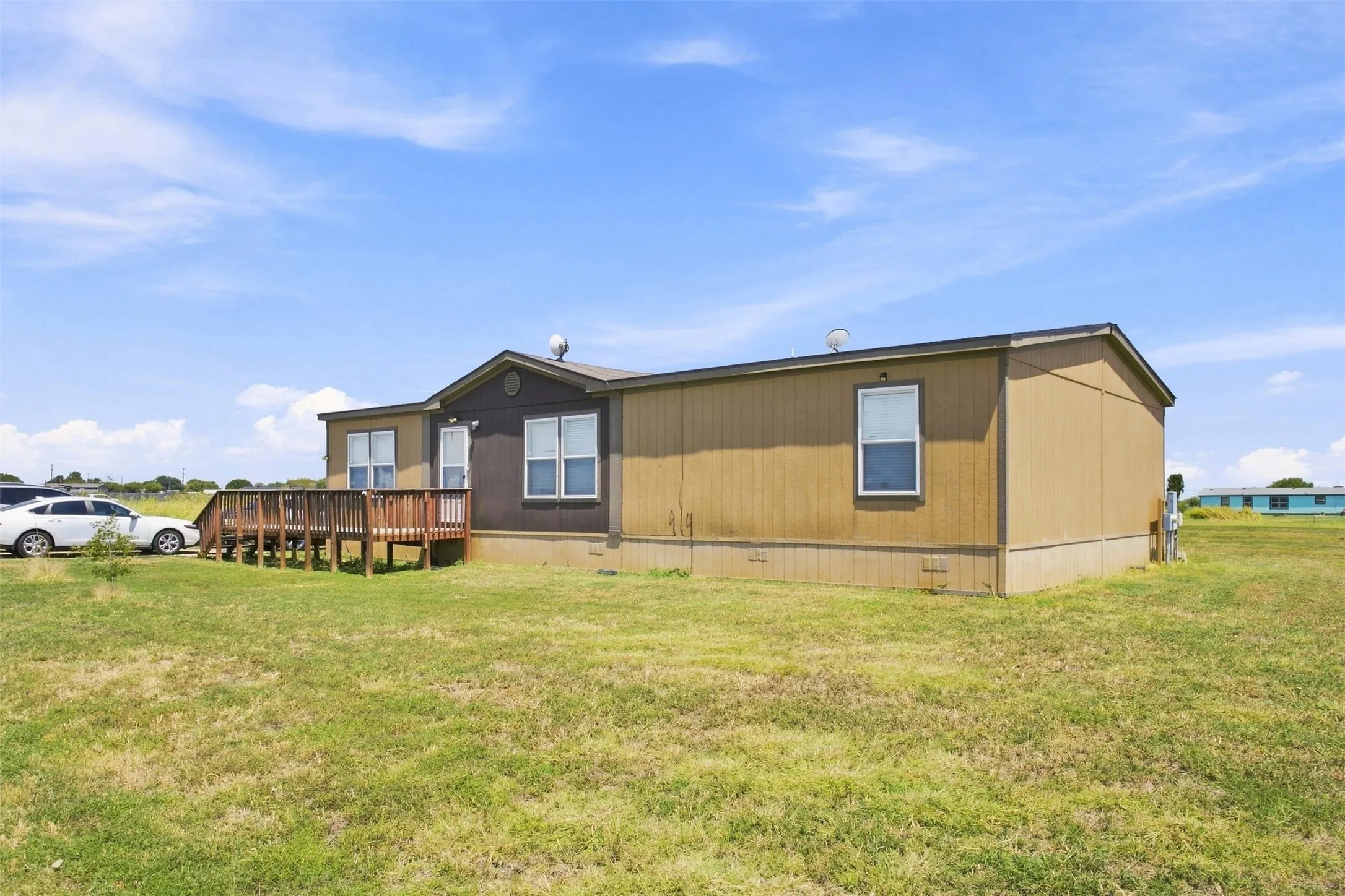 Mobile Home For Sale in Denton County , 120 Granite Drive, Ponder, Texas 76259, 3 Bedroom, 2 Bathroom, Garage spaces, 1,792 Sqft, built in 2021, mls#21364638, Real Estate Agent in Ponder, Homes For Sale in Denton county, Homes For Sale in Ponder, Realtor in Ponder Texas, Real Estate Brokerage Independent Realty Texas, Luminita Cordes Realtor