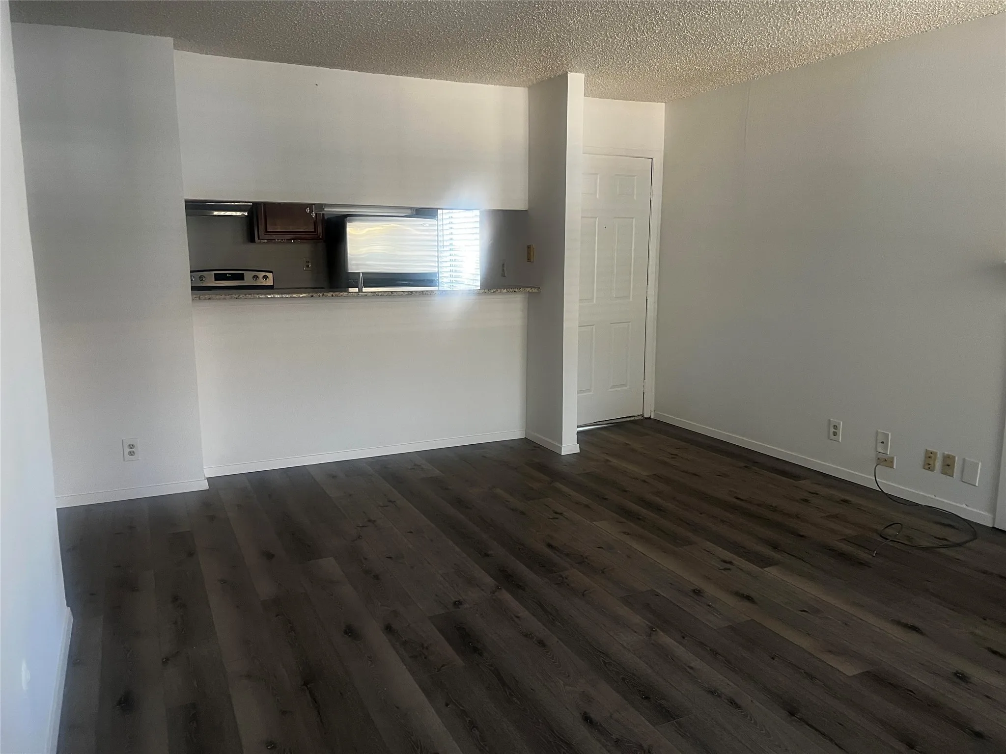 Condominium For Rent in Dallas County , 5981 Arapaho Road 309, Dallas, Texas 75248, 2 Bedroom, 2 Bathroom, Garage spaces, 995 Sqft, built in 1980, mls#21361971, Real Estate Agent in Dallas, Homes For Rent in Dallas county, Homes For Rent in Dallas, Realtor in Dallas Texas, Real Estate Brokerage Independent Realty Texas, Luminita Cordes Realtor