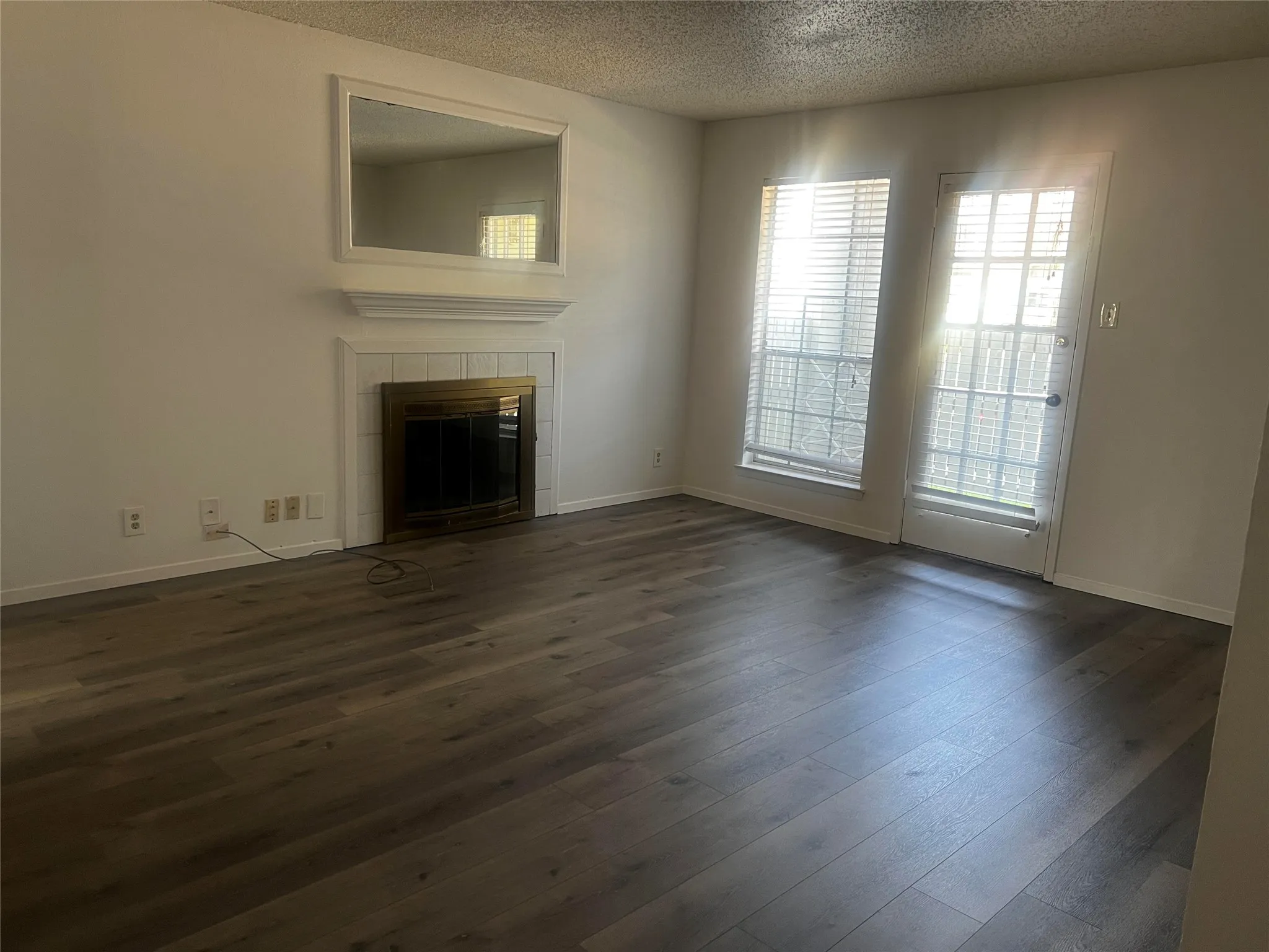 Condominium For Rent in Dallas County , 5981 Arapaho Road 309, Dallas, Texas 75248, 2 Bedroom, 2 Bathroom, Garage spaces, 995 Sqft, built in 1980, mls#21361971, Real Estate Agent in Dallas, Homes For Rent in Dallas county, Homes For Rent in Dallas, Realtor in Dallas Texas, Real Estate Brokerage Independent Realty Texas, Luminita Cordes Realtor