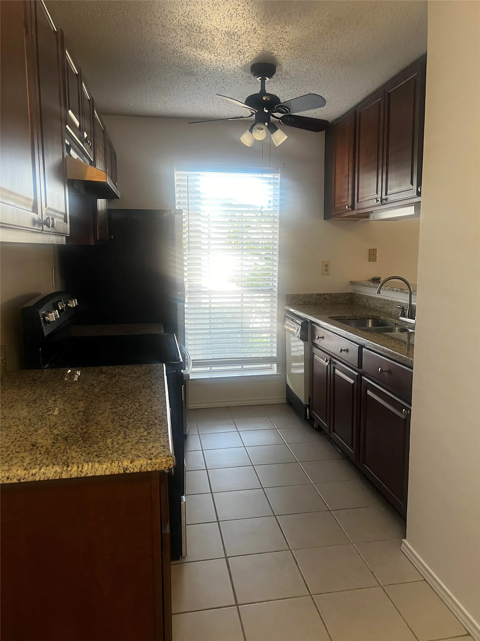 Condominium For Rent in Dallas County , 5981 Arapaho Road 309, Dallas, Texas 75248, 2 Bedroom, 2 Bathroom, Garage spaces, 995 Sqft, built in 1980, mls#21361971, Real Estate Agent in Dallas, Homes For Rent in Dallas county, Homes For Rent in Dallas, Realtor in Dallas Texas, Real Estate Brokerage Independent Realty Texas, Luminita Cordes Realtor