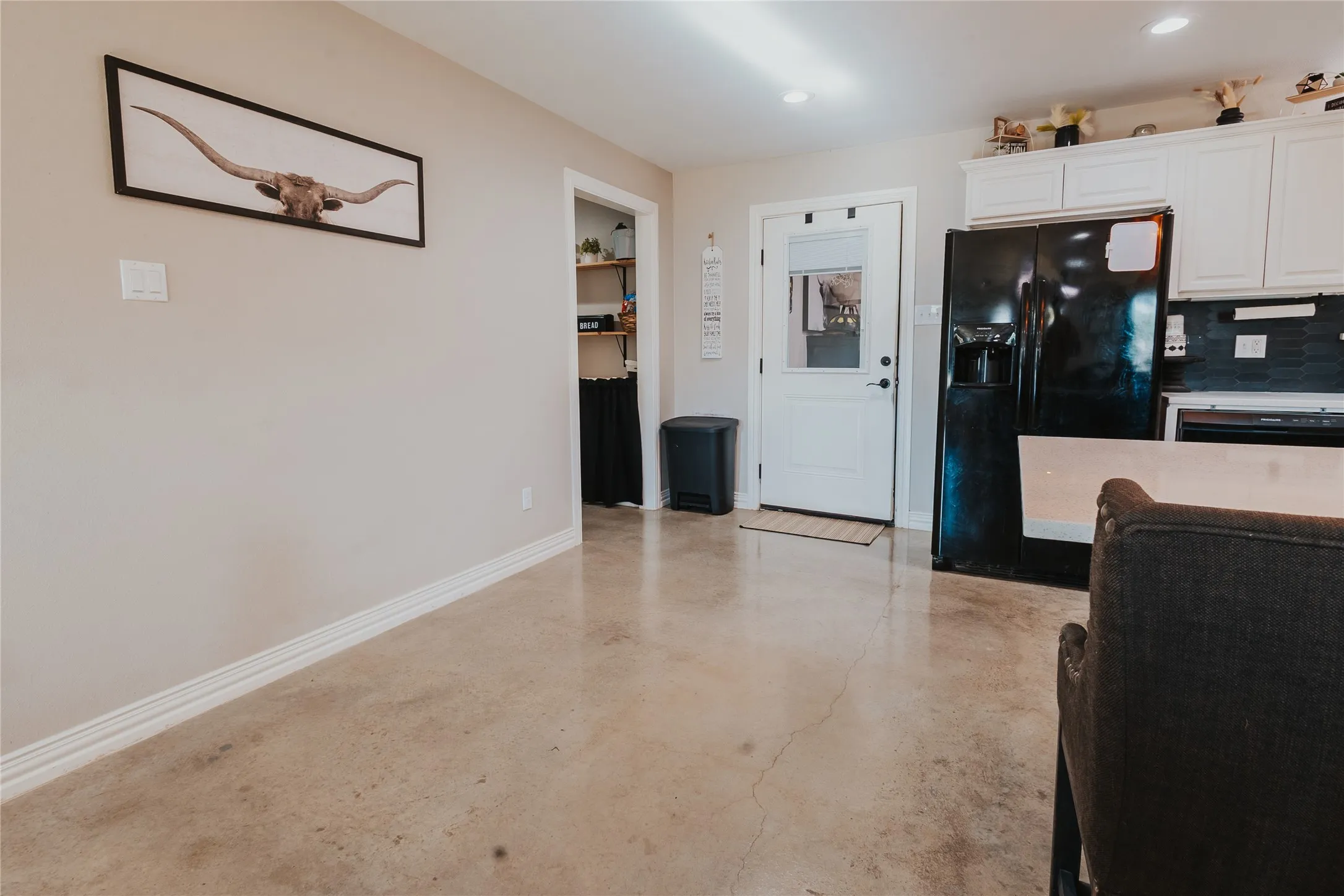 Single Family Residence For Sale in Hill County , 254 Hcr 1450 N, Covington, Texas 76636, 3 Bedroom, 2 Bathroom, Garage spaces, 1,712 Sqft, built in 2022, mls#21364534, Real Estate Agent in Covington, Homes For Sale in Hill county, Homes For Sale in Covington, Realtor in Covington Texas, Real Estate Brokerage Independent Realty Texas, Luminita Cordes Realtor