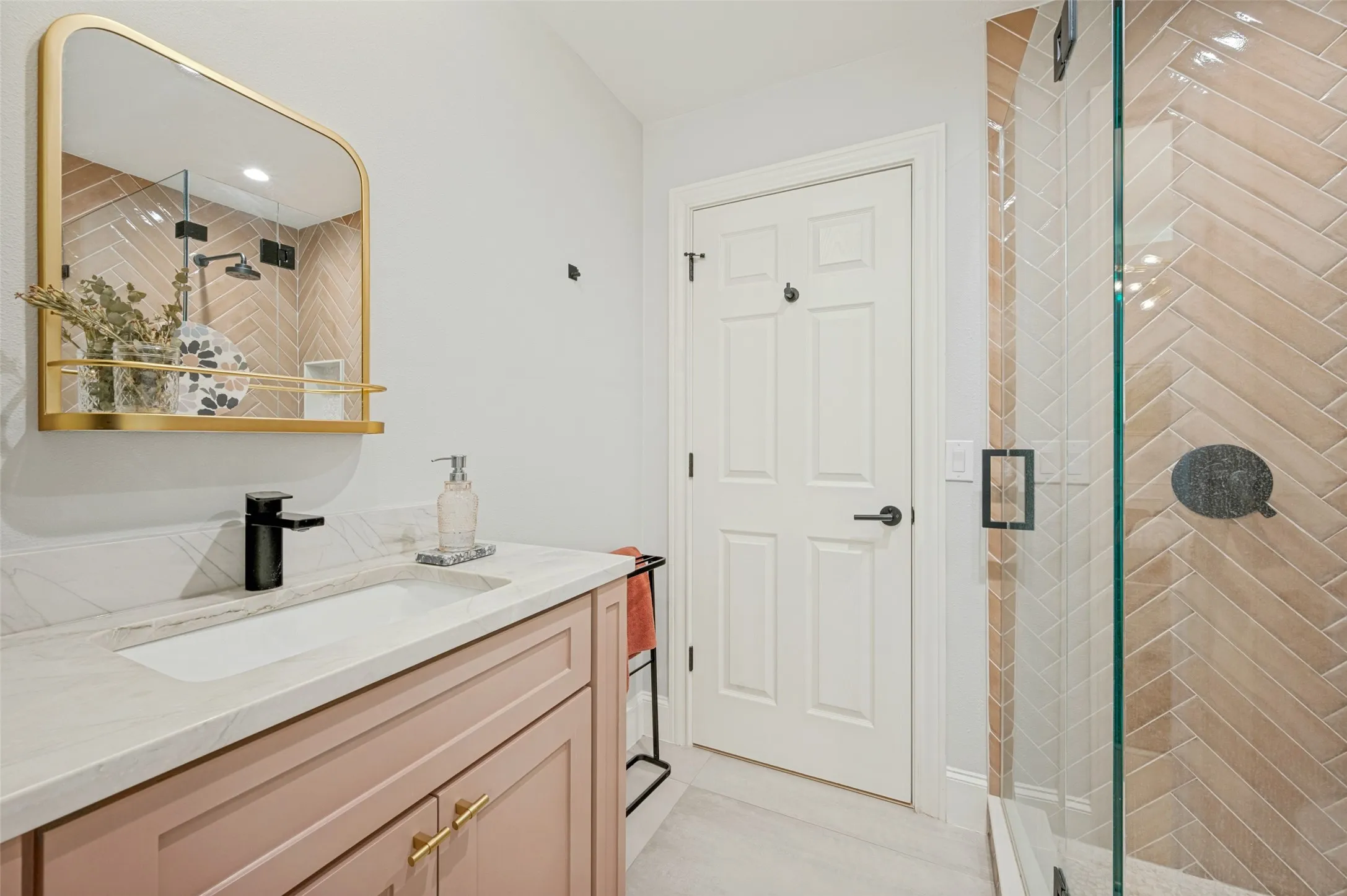 Full Bathroom downstairs, remodeled in 2025