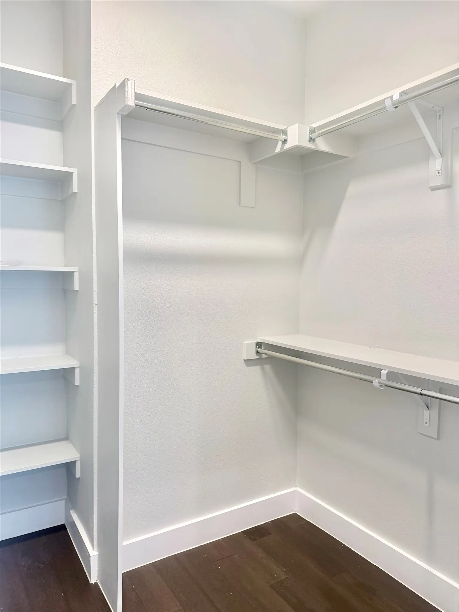 Townhouse For Sale in Dallas County , 1771 Mccoy Street 205, Dallas, Texas 75204, 2 Bedroom, 3 Bathroom, 2 Garage spaces, 2,071 Sqft, built in 2017, Price $489,000, mls#21364626, Real Estate Agent in Dallas, Homes For Sale in Dallas county, Homes For Sale in Dallas, Realtor in Dallas Texas, Real Estate Brokerage Independent Realty Texas, Luminita Cordes Realtor