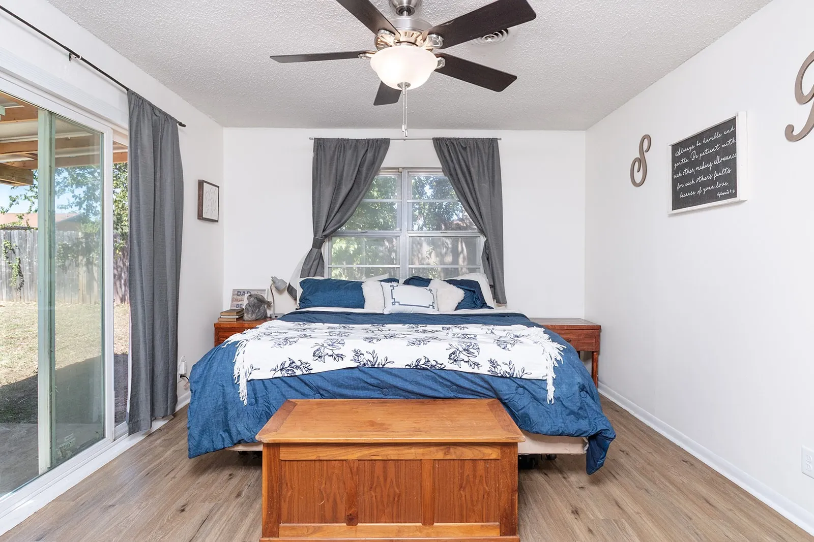 Single Family Residence For Sale in Mc Culloch County , 301 W 7th Street, Brady, Texas 76825, 3 Bedroom, 2 Bathroom, Garage spaces, 1,400 Sqft, built in 1965, mls#21363817, Real Estate Agent in Brady, Homes For Sale in Mc Culloch county, Homes For Sale in Brady, Realtor in Brady Texas, Real Estate Brokerage Independent Realty Texas, Luminita Cordes Realtor