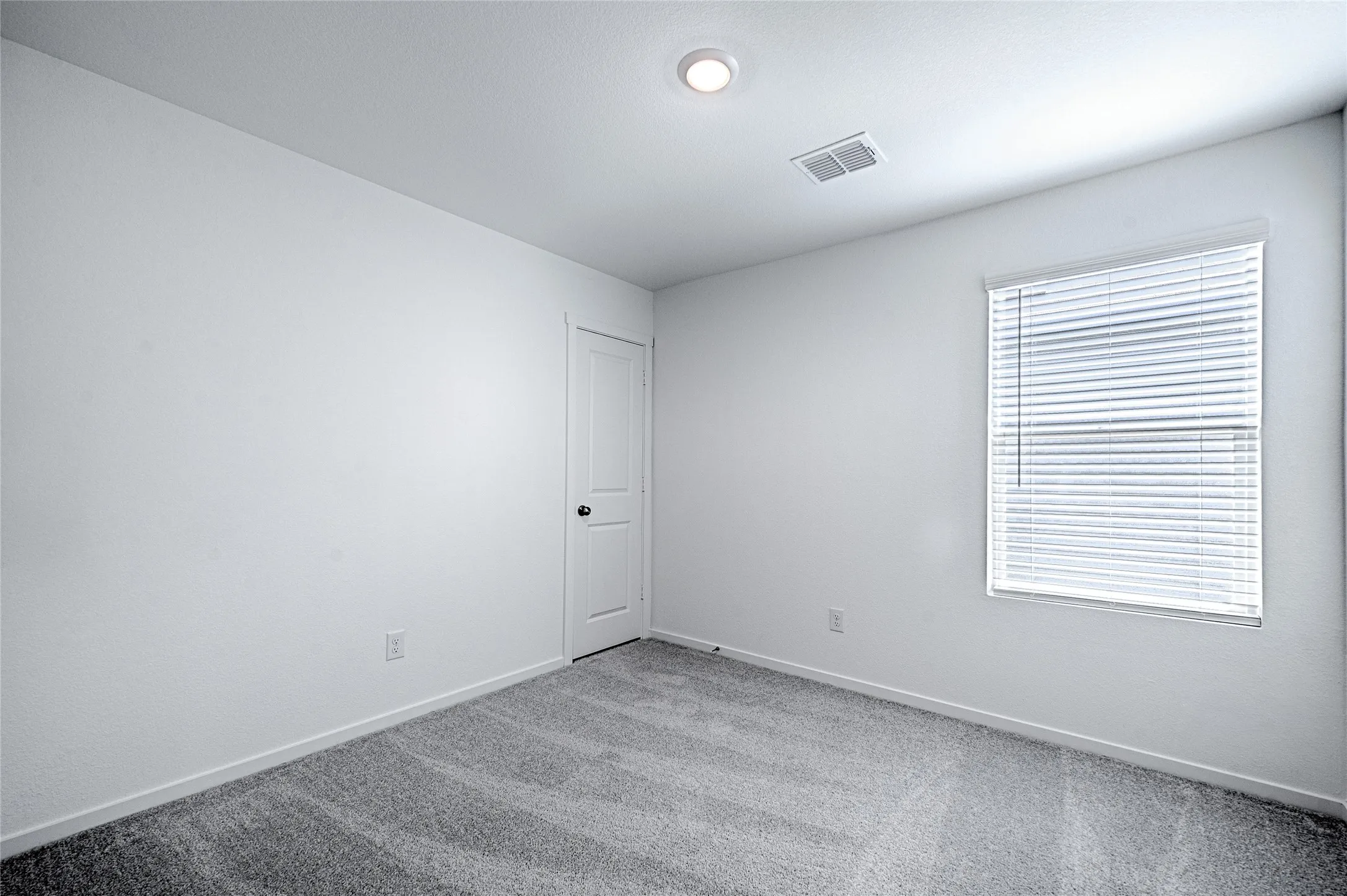 Condominium For Rent in Tarrant County , 1617 Verdin Drive, Fort Worth, Texas 76140, 3 Bedroom, 2 Bathroom, Garage spaces, 1,192 Sqft, built in 2026, mls#21364649, Real Estate Agent in Fort Worth, Homes For Rent in Tarrant county, Homes For Rent in Fort Worth, Realtor in Fort Worth Texas, Real Estate Brokerage Independent Realty Texas, Luminita Cordes Realtor