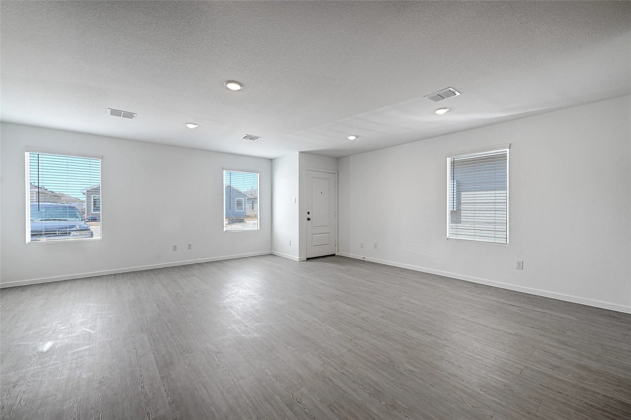 Condominium For Rent in Tarrant County , 1617 Verdin Drive, Fort Worth, Texas 76140, 3 Bedroom, 2 Bathroom, Garage spaces, 1,192 Sqft, built in 2026, mls#21364649, Real Estate Agent in Fort Worth, Homes For Rent in Tarrant county, Homes For Rent in Fort Worth, Realtor in Fort Worth Texas, Real Estate Brokerage Independent Realty Texas, Luminita Cordes Realtor