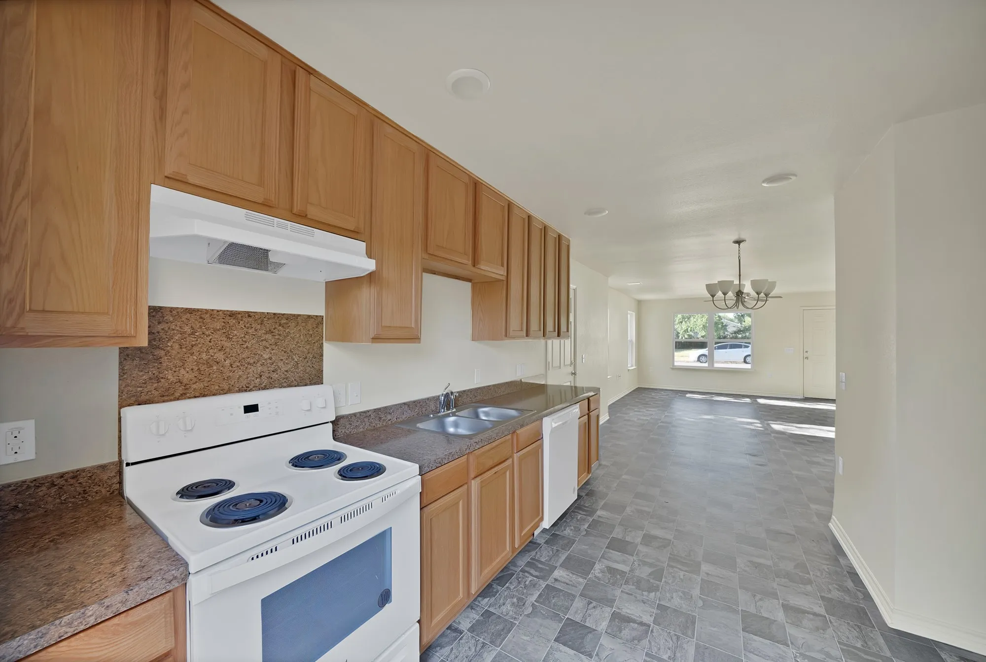 Single Family Residence For Rent in Tarrant County , 1415 E Jefferson Avenue, Fort Worth, Texas 76104, 3 Bedroom, 2 Bathroom, 1 Garage spaces, 1,136 Sqft, built in 2022, mls#21364636, Real Estate Agent in Fort Worth, Homes For Rent in Tarrant county, Homes For Rent in Fort Worth, Realtor in Fort Worth Texas, Real Estate Brokerage Independent Realty Texas, Luminita Cordes Realtor