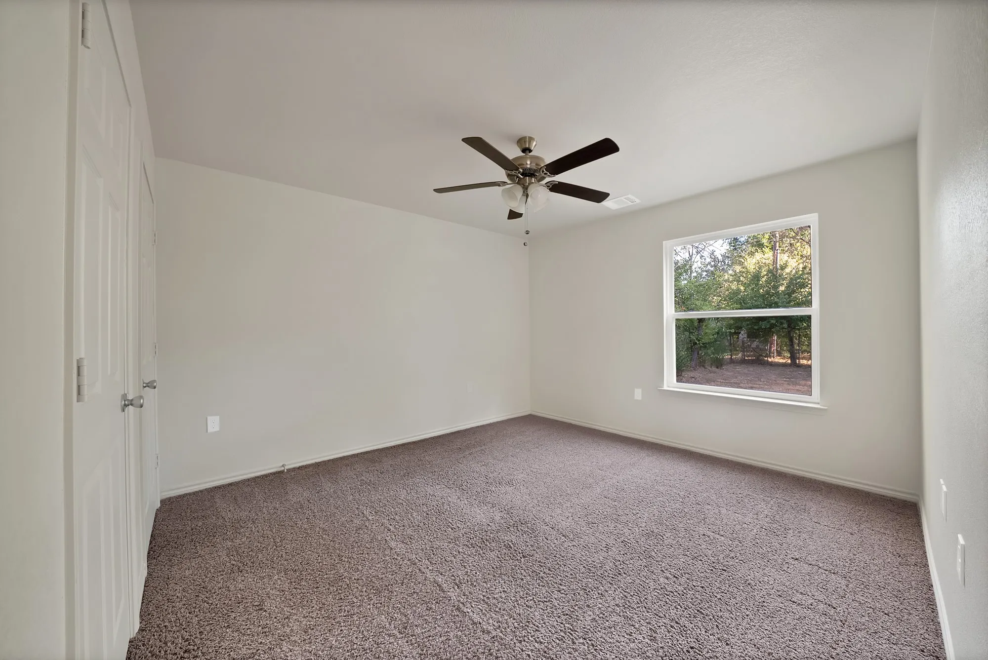 Single Family Residence For Rent in Tarrant County , 1415 E Jefferson Avenue, Fort Worth, Texas 76104, 3 Bedroom, 2 Bathroom, 1 Garage spaces, 1,136 Sqft, built in 2022, mls#21364636, Real Estate Agent in Fort Worth, Homes For Rent in Tarrant county, Homes For Rent in Fort Worth, Realtor in Fort Worth Texas, Real Estate Brokerage Independent Realty Texas, Luminita Cordes Realtor