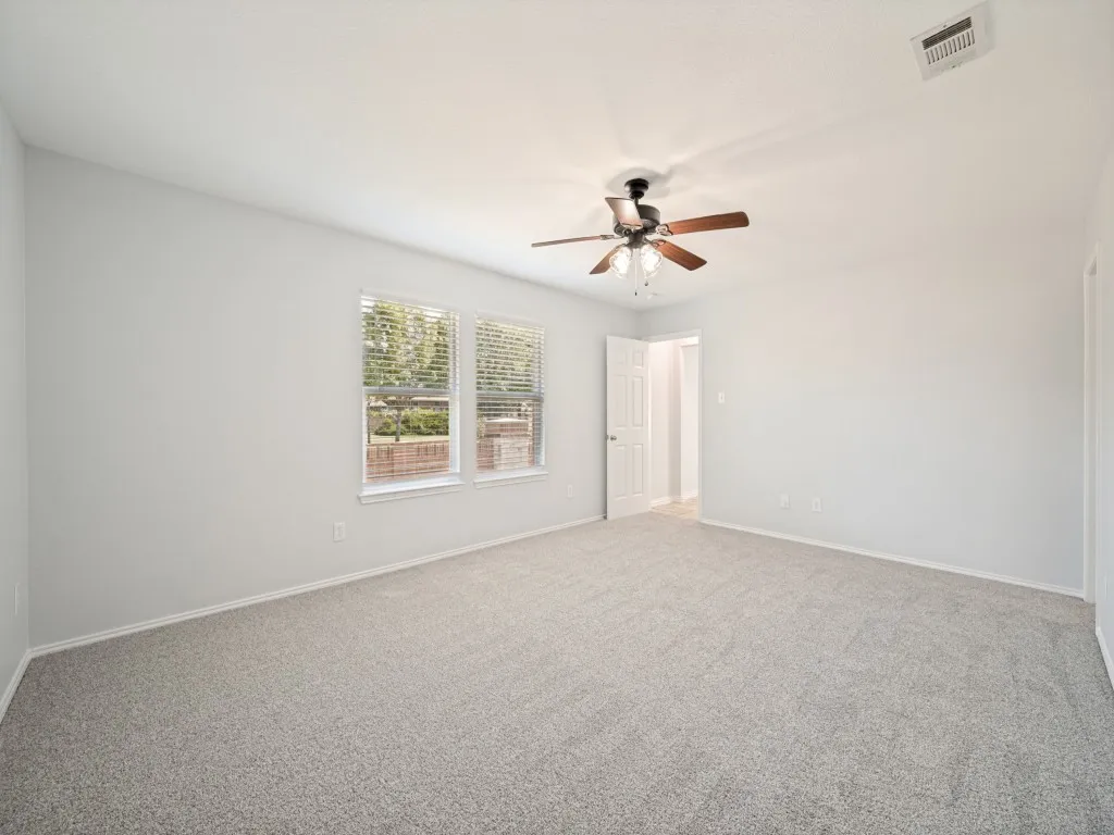 Single Family Residence For Rent in Denton County , 2524 Navasota Drive, Little Elm, Texas 75068, 4 Bedroom, 2 Bathroom, 2 Garage spaces, 2,093 Sqft, built in 2010, mls#21364639, Real Estate Agent in Little Elm, Homes For Rent in Denton county, Homes For Rent in Little Elm, Realtor in Little Elm Texas, Real Estate Brokerage Independent Realty Texas, Luminita Cordes Realtor
