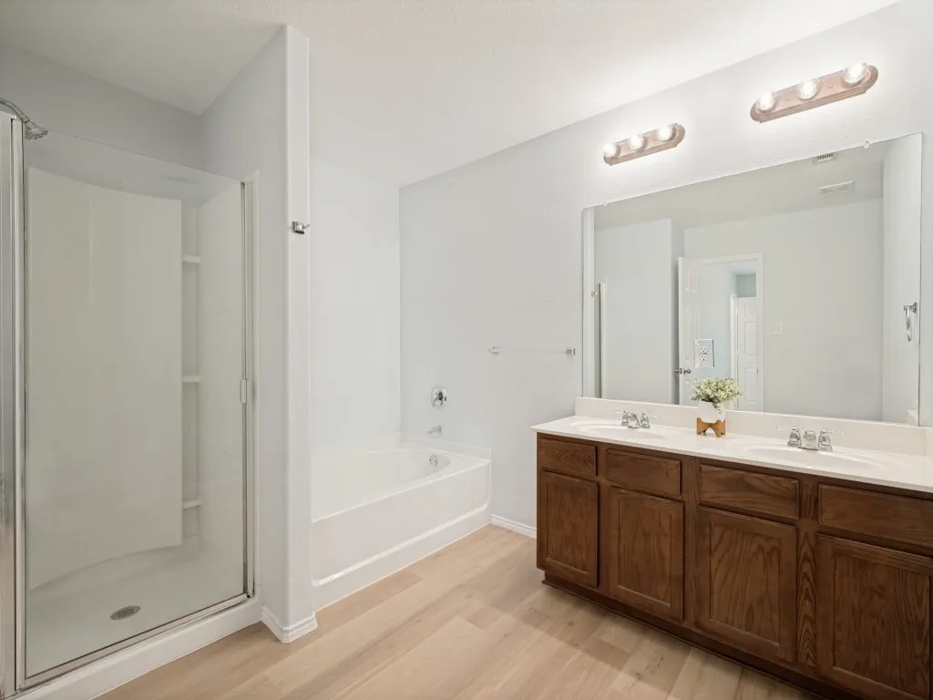 Single Family Residence For Rent in Denton County , 2524 Navasota Drive, Little Elm, Texas 75068, 4 Bedroom, 2 Bathroom, 2 Garage spaces, 2,093 Sqft, built in 2010, mls#21364639, Real Estate Agent in Little Elm, Homes For Rent in Denton county, Homes For Rent in Little Elm, Realtor in Little Elm Texas, Real Estate Brokerage Independent Realty Texas, Luminita Cordes Realtor