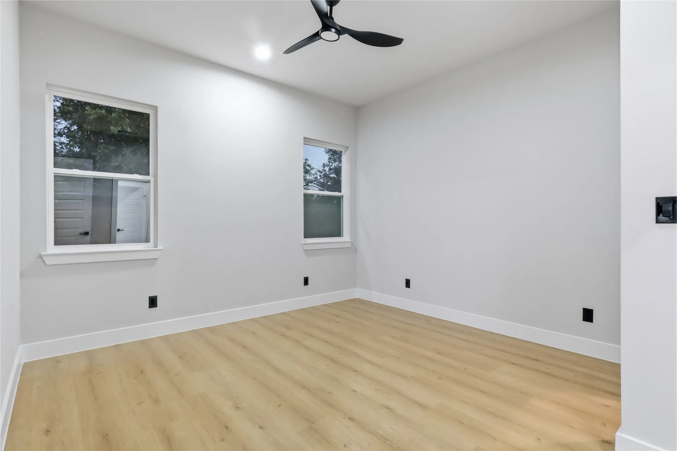Single Family Residence For Sale in Dallas County , 4234 Jamaica Street, Dallas, Texas 75210, 3 Bedroom, 3 Bathroom, 2 Garage spaces, 1,882 Sqft, built in 2026, mls#21364661, Real Estate Agent in Dallas, Homes For Sale in Dallas county, Homes For Sale in Dallas, Realtor in Dallas Texas, Real Estate Brokerage Independent Realty Texas, Luminita Cordes Realtor
