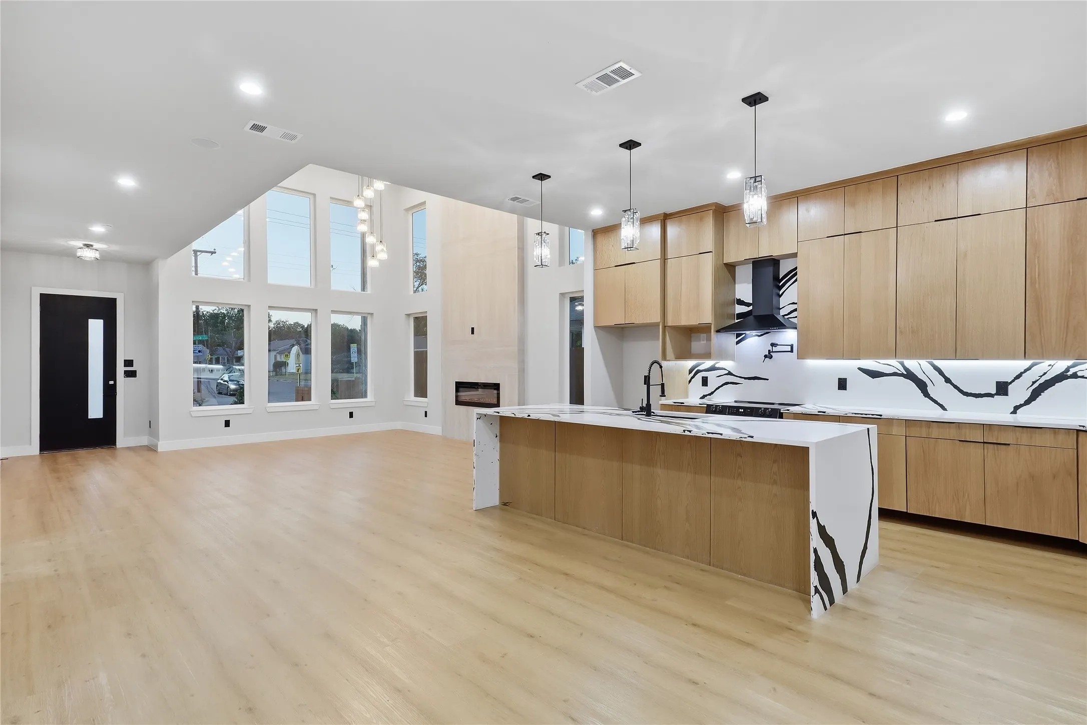 Single Family Residence For Sale in Dallas County , 4234 Jamaica Street, Dallas, Texas 75210, 3 Bedroom, 3 Bathroom, 2 Garage spaces, 1,882 Sqft, built in 2026, mls#21364661, Real Estate Agent in Dallas, Homes For Sale in Dallas county, Homes For Sale in Dallas, Realtor in Dallas Texas, Real Estate Brokerage Independent Realty Texas, Luminita Cordes Realtor