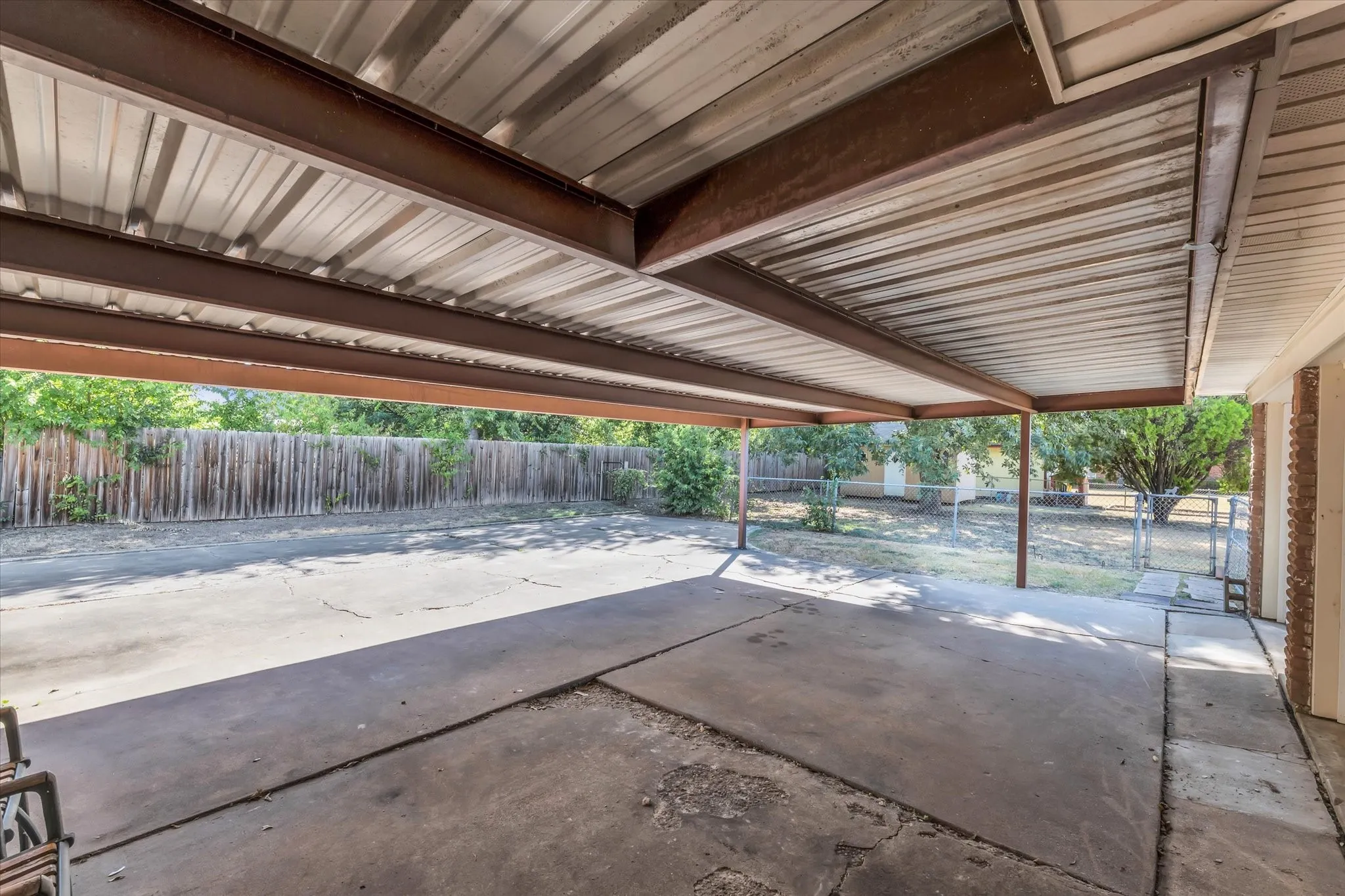 Single Family Residence For Sale in Mc Lennan County , 206 Randy Drive, Woodway, Texas 76712, 3 Bedroom, 2 Bathroom, 1 Garage spaces, 1,662 Sqft, built in 1980, mls#21362611, Real Estate Agent in Woodway, Homes For Sale in Mc Lennan county, Homes For Sale in Woodway, Realtor in Woodway Texas, Real Estate Brokerage Independent Realty Texas, Luminita Cordes Realtor