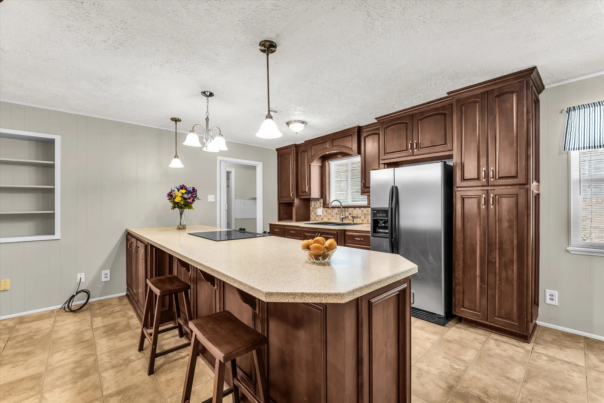 Single Family Residence For Sale in Mc Lennan County , 206 Randy Drive, Woodway, Texas 76712, 3 Bedroom, 2 Bathroom, 1 Garage spaces, 1,662 Sqft, built in 1980, mls#21362611, Real Estate Agent in Woodway, Homes For Sale in Mc Lennan county, Homes For Sale in Woodway, Realtor in Woodway Texas, Real Estate Brokerage Independent Realty Texas, Luminita Cordes Realtor