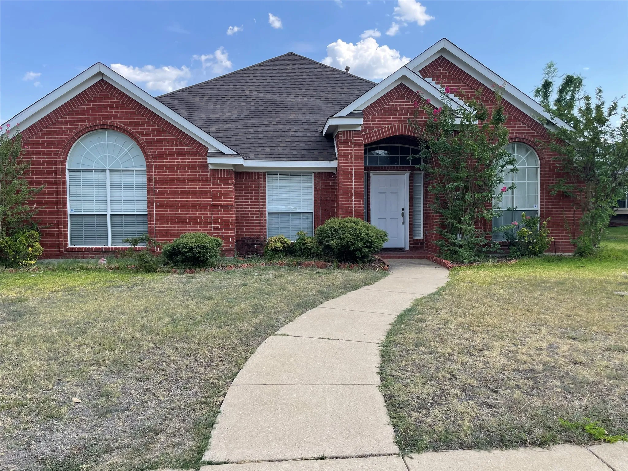 Single Family Residence For Sale in Collin County , 1412 FARINGDON Drive, Plano, Texas 75075, 4 Bedroom, 3 Bathroom, 2 Garage spaces, 2,383 Sqft, built in 1996, mls#21363910, Real Estate Agent in Plano, Homes For Sale in Collin county, Homes For Sale in Plano, Realtor in Plano Texas, Real Estate Brokerage Independent Realty Texas, Luminita Cordes Realtor
