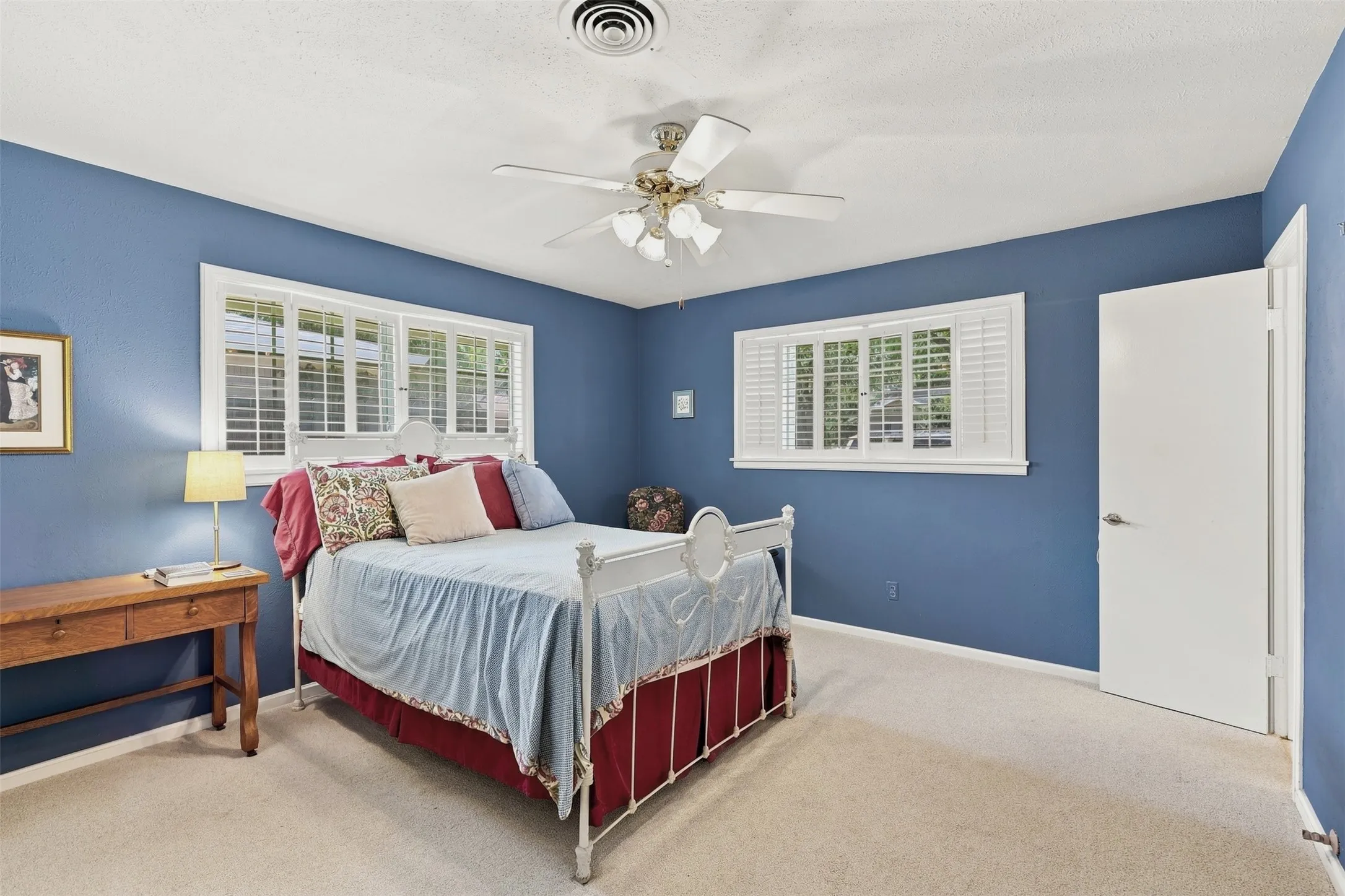 Single Family Residence For Sale in Tarrant County , 4236 Whitfield Avenue, Fort Worth, Texas 76109, 3 Bedroom, 2 Bathroom, 2 Garage spaces, 1,657 Sqft, built in 1956, mls#21364666, Real Estate Agent in Fort Worth, Homes For Sale in Tarrant county, Homes For Sale in Fort Worth, Realtor in Fort Worth Texas, Real Estate Brokerage Independent Realty Texas, Luminita Cordes Realtor