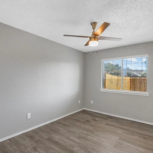 Duplex For Rent in Denton County , 4045 Saint Christopher Lane, Dallas, Texas 75287, 3 Bedroom, 3 Bathroom, 2 Garage spaces, 2,182 Sqft, built in 1984, mls#21364665, Real Estate Agent in Dallas, Homes For Rent in Denton county, Homes For Rent in Dallas, Realtor in Dallas Texas, Real Estate Brokerage Independent Realty Texas, Luminita Cordes Realtor