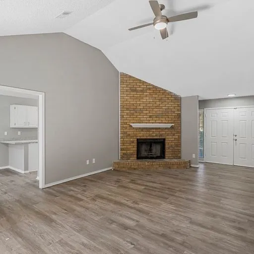 Duplex For Rent in Denton County , 4045 Saint Christopher Lane, Dallas, Texas 75287, 3 Bedroom, 3 Bathroom, 2 Garage spaces, 2,182 Sqft, built in 1984, mls#21364665, Real Estate Agent in Dallas, Homes For Rent in Denton county, Homes For Rent in Dallas, Realtor in Dallas Texas, Real Estate Brokerage Independent Realty Texas, Luminita Cordes Realtor