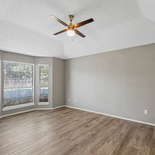 Duplex For Rent in Denton County , 4045 Saint Christopher Lane, Dallas, Texas 75287, 3 Bedroom, 3 Bathroom, 2 Garage spaces, 2,182 Sqft, built in 1984, mls#21364665, Real Estate Agent in Dallas, Homes For Rent in Denton county, Homes For Rent in Dallas, Realtor in Dallas Texas, Real Estate Brokerage Independent Realty Texas, Luminita Cordes Realtor