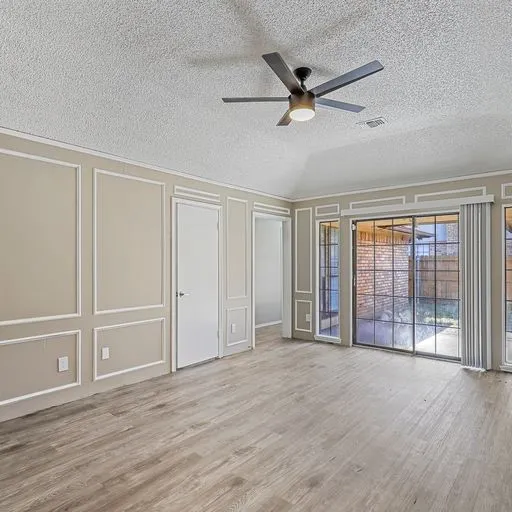Duplex For Rent in Denton County , 4045 Saint Christopher Lane, Dallas, Texas 75287, 3 Bedroom, 3 Bathroom, 2 Garage spaces, 2,182 Sqft, built in 1984, mls#21364665, Real Estate Agent in Dallas, Homes For Rent in Denton county, Homes For Rent in Dallas, Realtor in Dallas Texas, Real Estate Brokerage Independent Realty Texas, Luminita Cordes Realtor