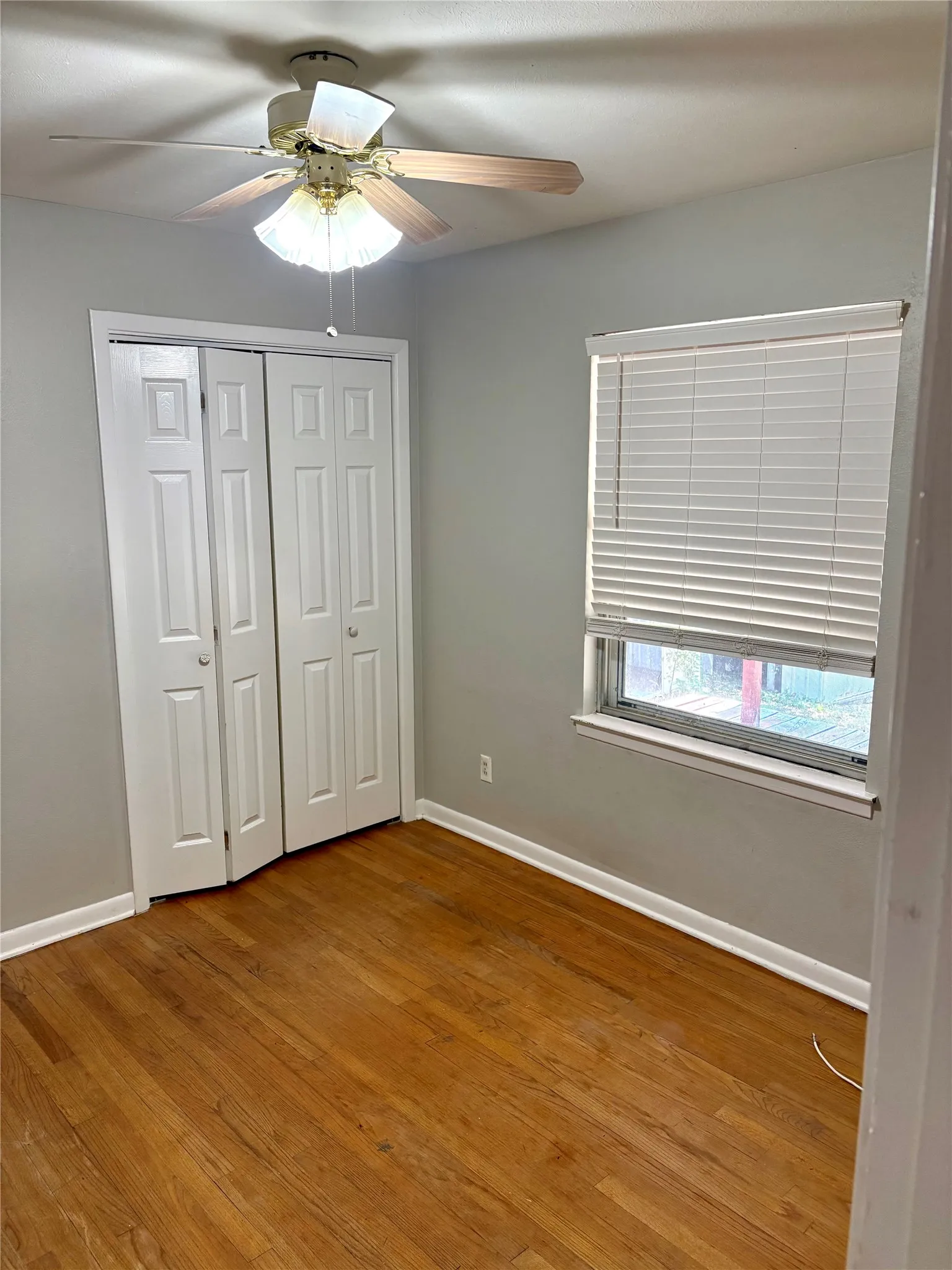 Single Family Residence For Sale in Denton County , 2014 Jacqueline Drive, Denton, Texas 76205, 3 Bedroom, 1 Bathroom, 1 Garage spaces, 939 Sqft, built in 1960, Price $230,000, mls#21364245, Real Estate Agent in Denton, Homes For Sale in Denton county, Homes For Sale in Denton, Realtor in Denton Texas, Real Estate Brokerage Independent Realty Texas, Luminita Cordes Realtor