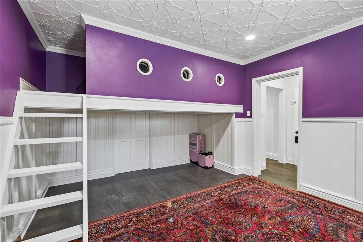 Single Family Residence For Sale in Henderson County , 726 Mulberry Drive, Athens, Texas 75751, 3 Bedroom, 2 Bathroom, 2 Garage spaces, 2,387 Sqft, built in 1996, mls#21364671, Real Estate Agent in Athens, Homes For Sale in Henderson county, Homes For Sale in Athens, Realtor in Athens Texas, Real Estate Brokerage Independent Realty Texas, Luminita Cordes Realtor