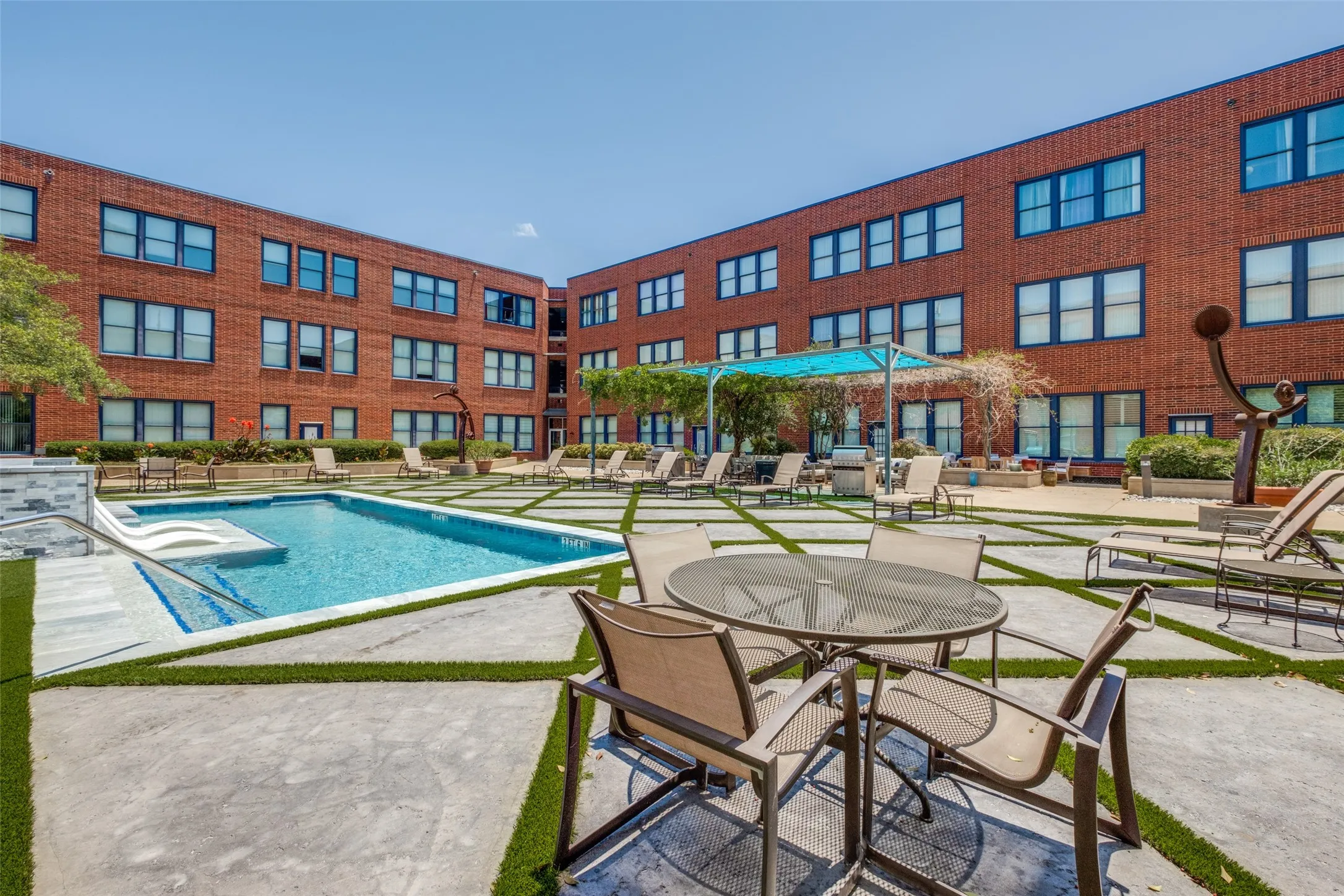 2502 Live Oak #104 - www.2502LiveOak104.com