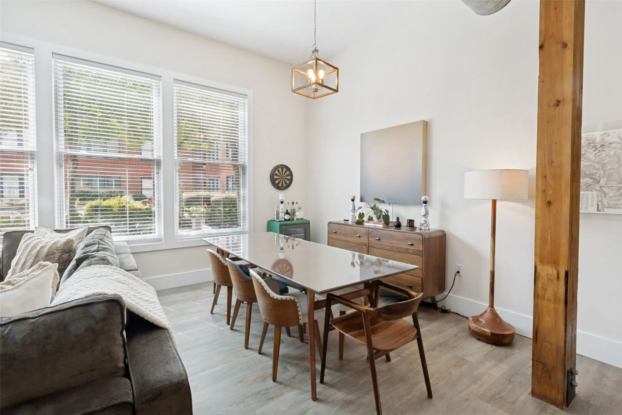 2502 Live Oak #104 - www.2502LiveOak104.com