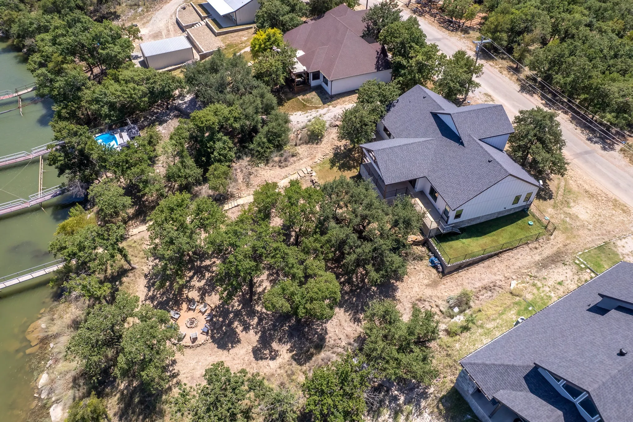 Single Family Residence For Sale in Brown County , 660 Oak Point Drive, May, Texas 76857, 5 Bedroom, 3 Bathroom, 6 Garage spaces, 2,686 Sqft, built in 2023, mls#21330363, Real Estate Agent in May, Homes For Sale in Brown county, Homes For Sale in May, Realtor in May Texas, Real Estate Brokerage Independent Realty Texas, Luminita Cordes Realtor