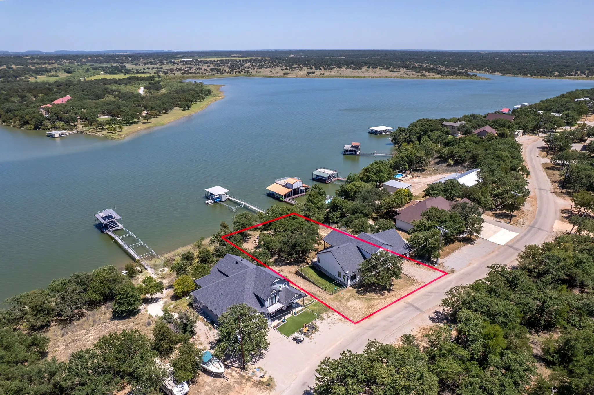 Single Family Residence For Sale in Brown County , 660 Oak Point Drive, May, Texas 76857, 5 Bedroom, 3 Bathroom, 6 Garage spaces, 2,686 Sqft, built in 2023, mls#21330363, Real Estate Agent in May, Homes For Sale in Brown county, Homes For Sale in May, Realtor in May Texas, Real Estate Brokerage Independent Realty Texas, Luminita Cordes Realtor
