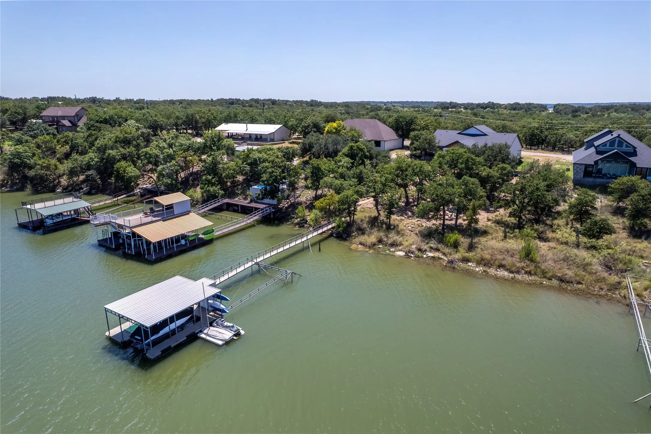 Single Family Residence For Sale in Brown County , 660 Oak Point Drive, May, Texas 76857, 5 Bedroom, 3 Bathroom, 6 Garage spaces, 2,686 Sqft, built in 2023, mls#21330363, Real Estate Agent in May, Homes For Sale in Brown county, Homes For Sale in May, Realtor in May Texas, Real Estate Brokerage Independent Realty Texas, Luminita Cordes Realtor